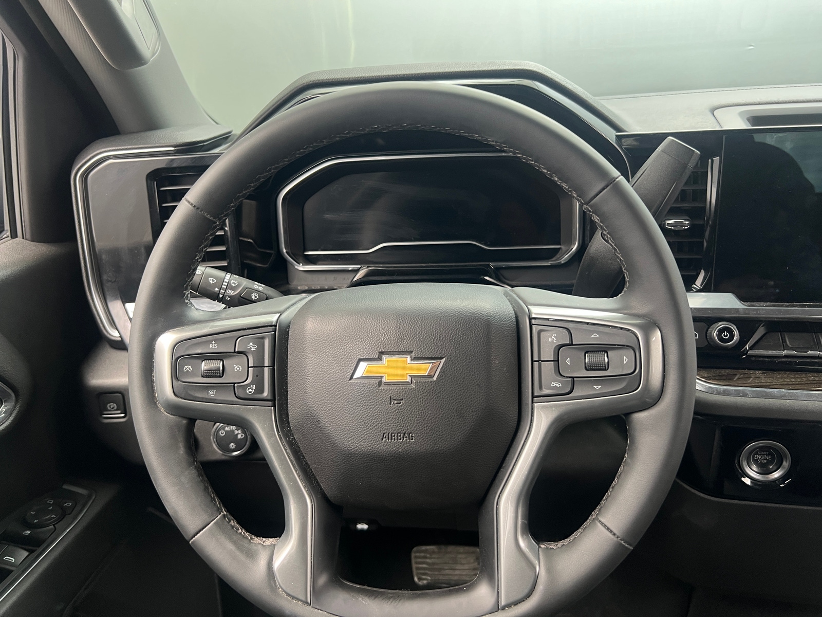 Thumbnail: 2023 Chevrolet Silverado 1500 - 5