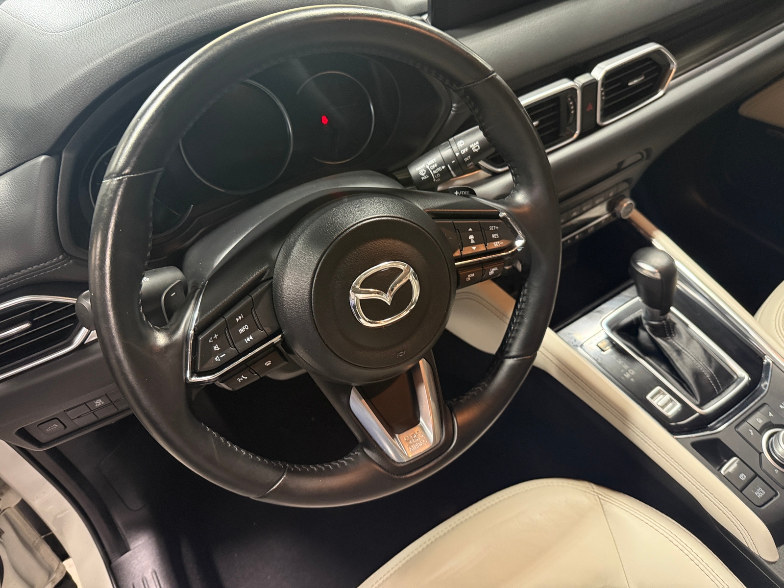 Thumbnail: 2022 Mazda CX-5 - 4