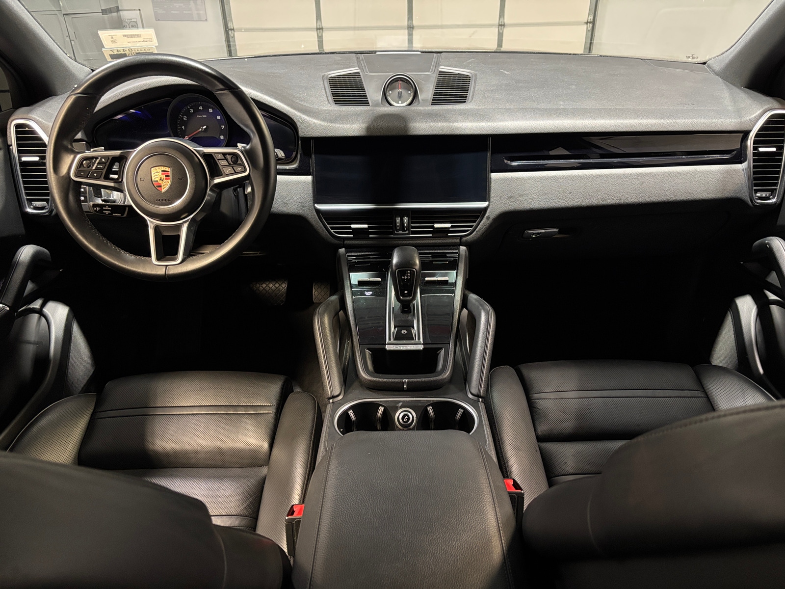 Thumbnail: 2020 Porsche Cayenne - 2