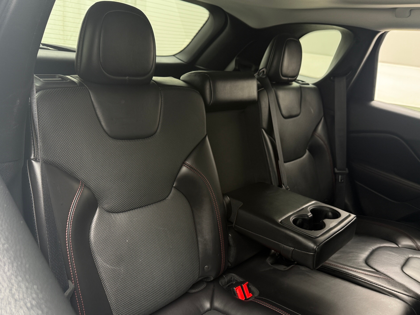 Thumbnail: 2019 Jeep Cherokee - 5