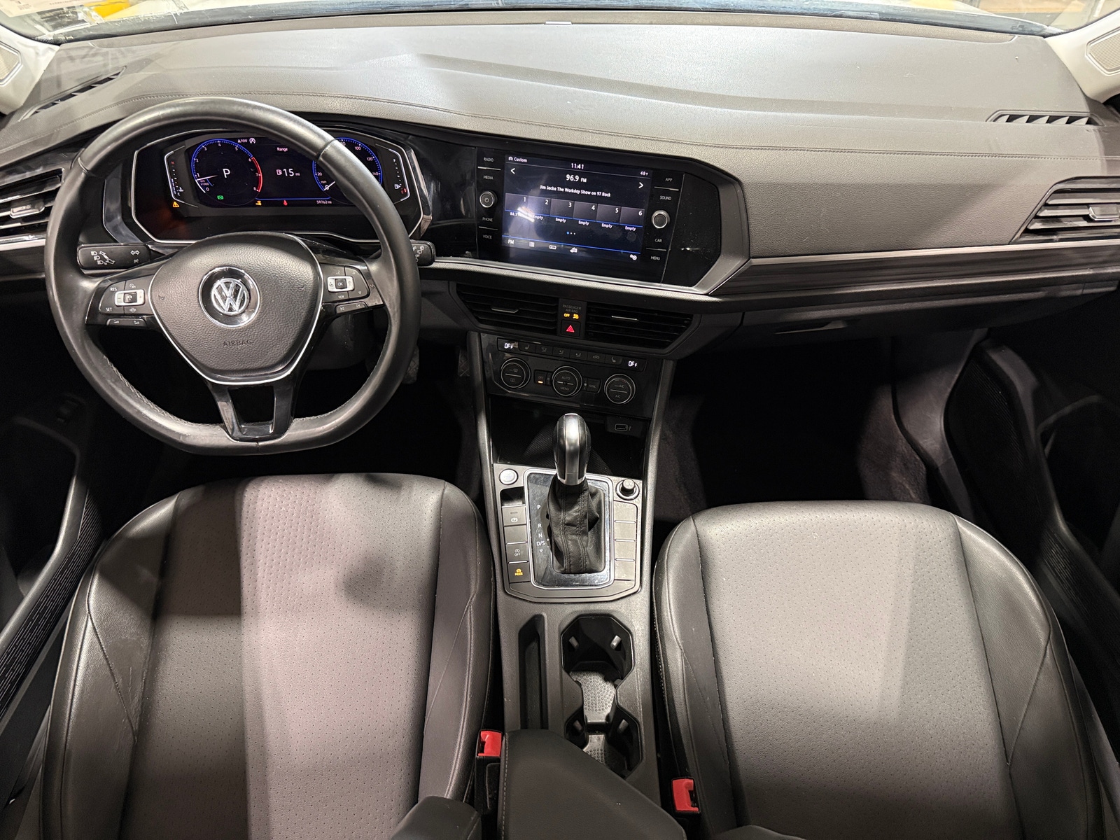 Thumbnail: 2019 Volkswagen Jetta - 2