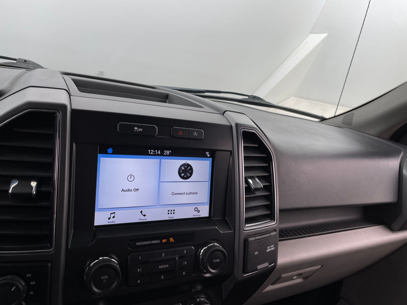 Thumbnail: 2019 Ford Econoline - 4