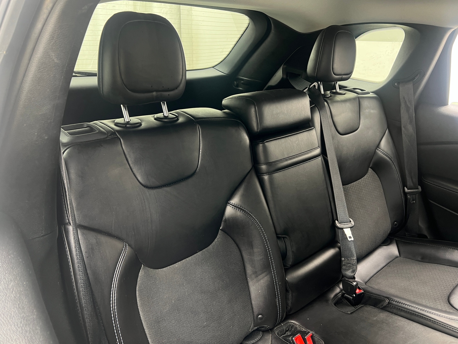 Thumbnail: 2019 Jeep Cherokee - 6