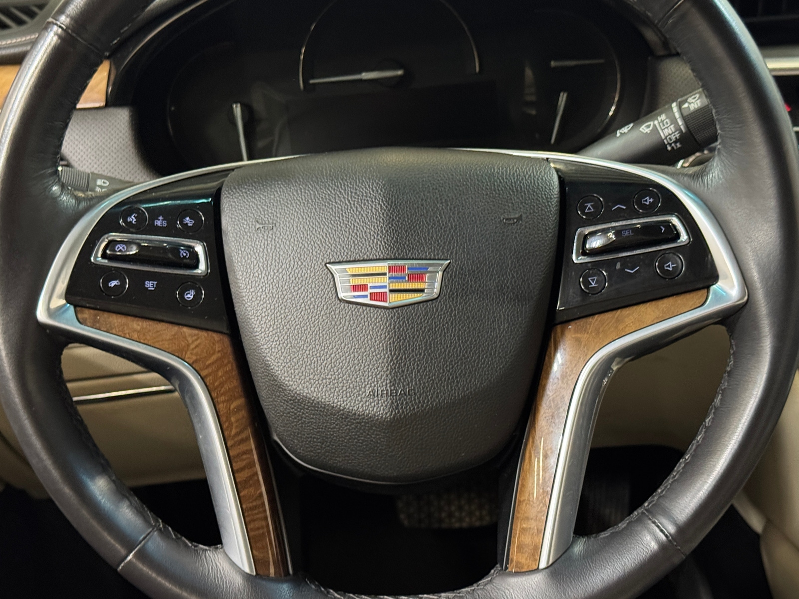 Thumbnail: 2018 Cadillac XTS - 4