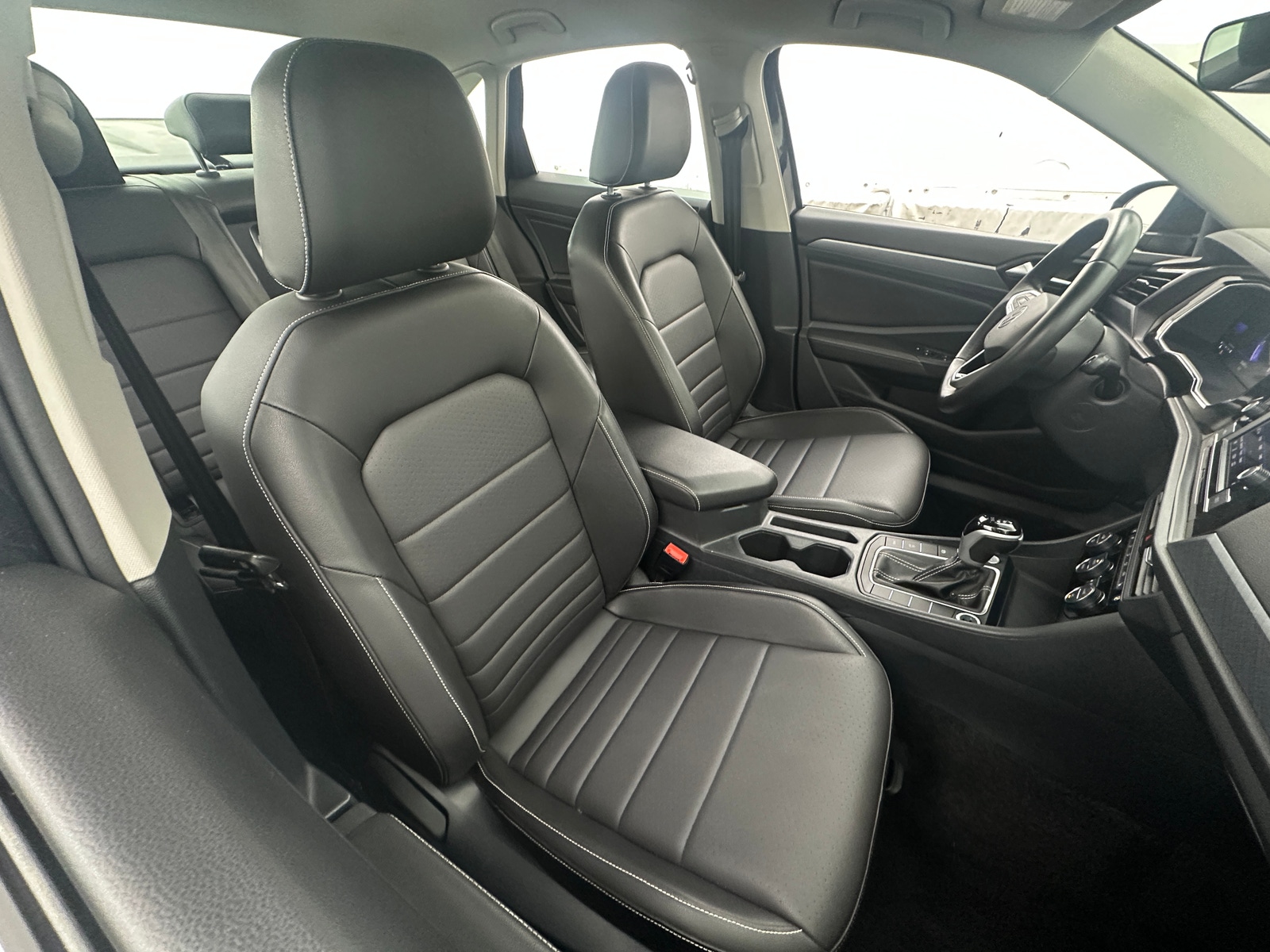 Thumbnail: 2024 Volkswagen Jetta - 2