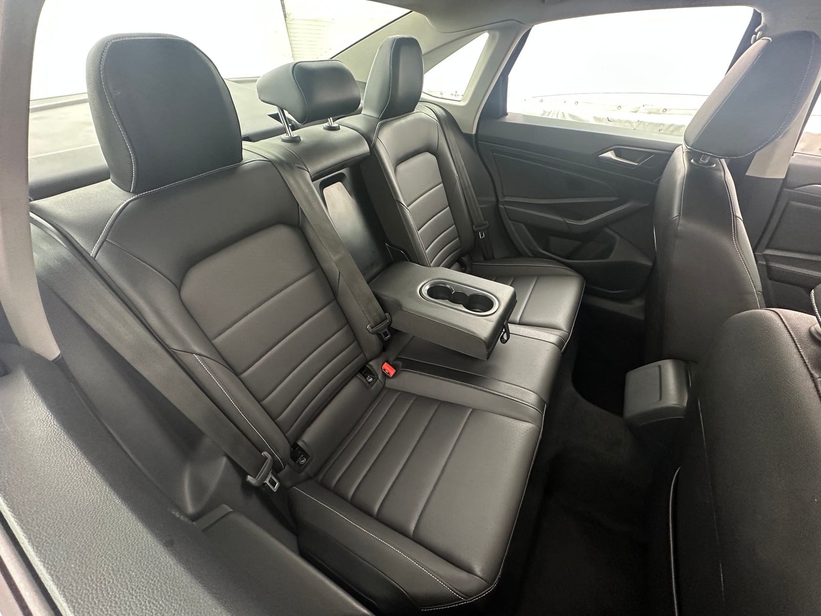 Thumbnail: 2024 Volkswagen Jetta - 6