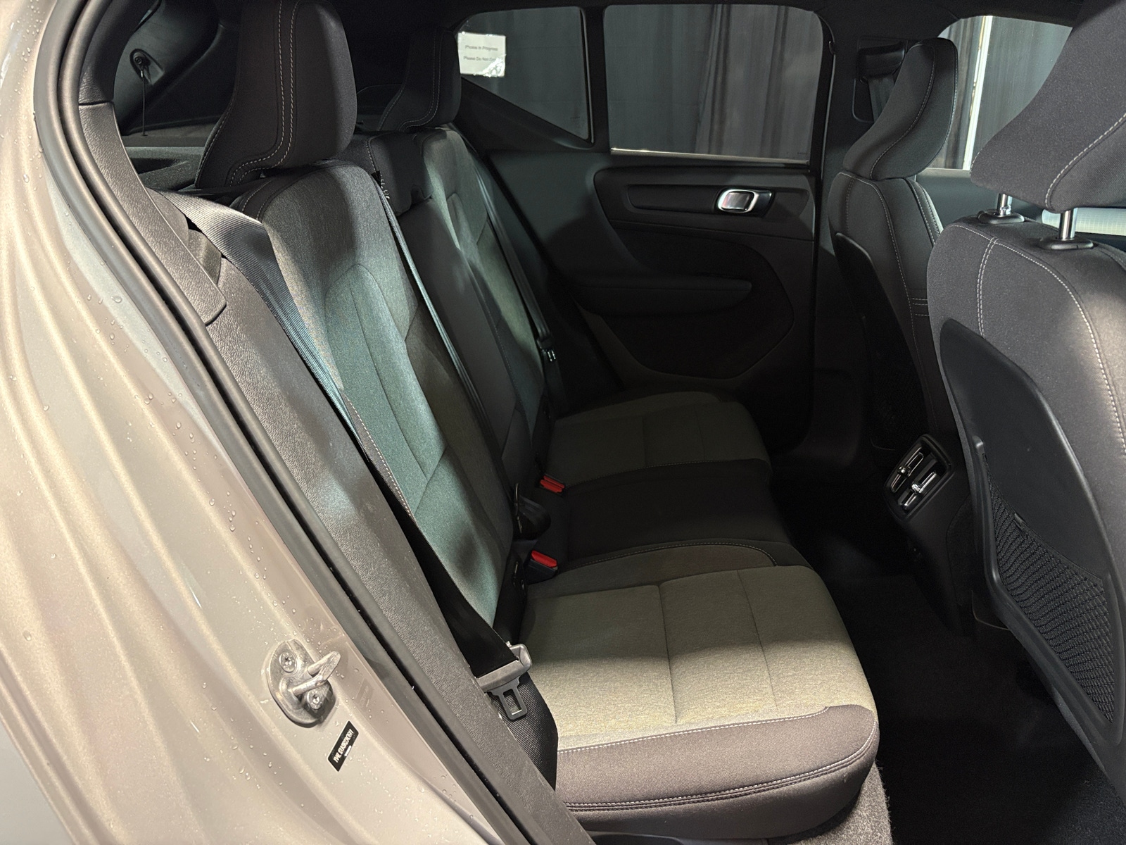 Thumbnail: 2024 Volvo XC40 - 6