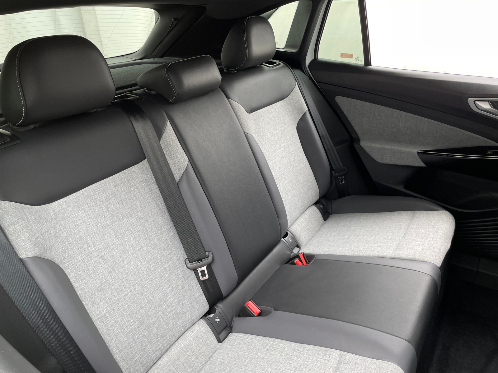 Thumbnail: 2024 Volkswagen ID.4 - 6