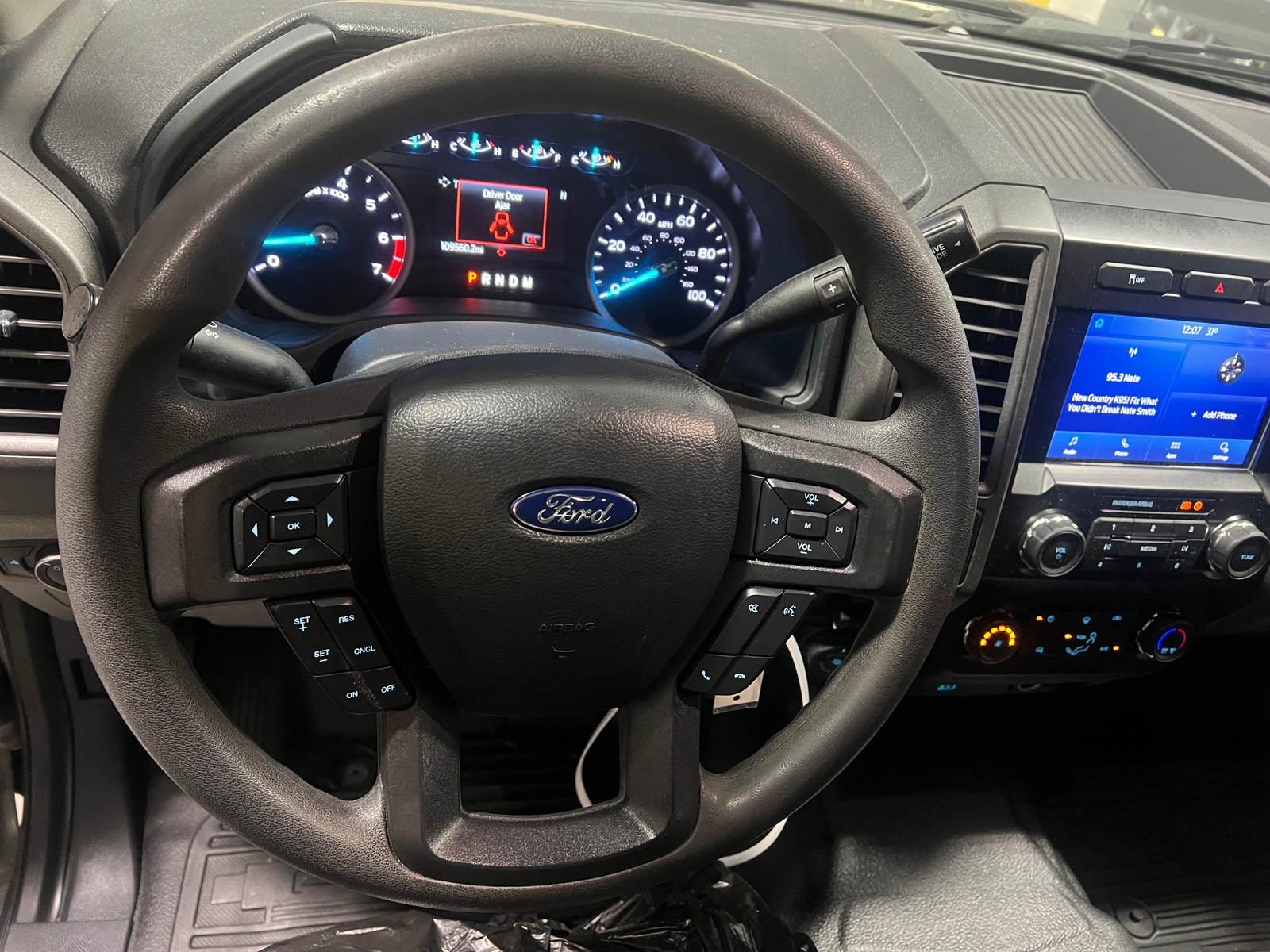 Thumbnail: 2022 Ford Econoline - 5