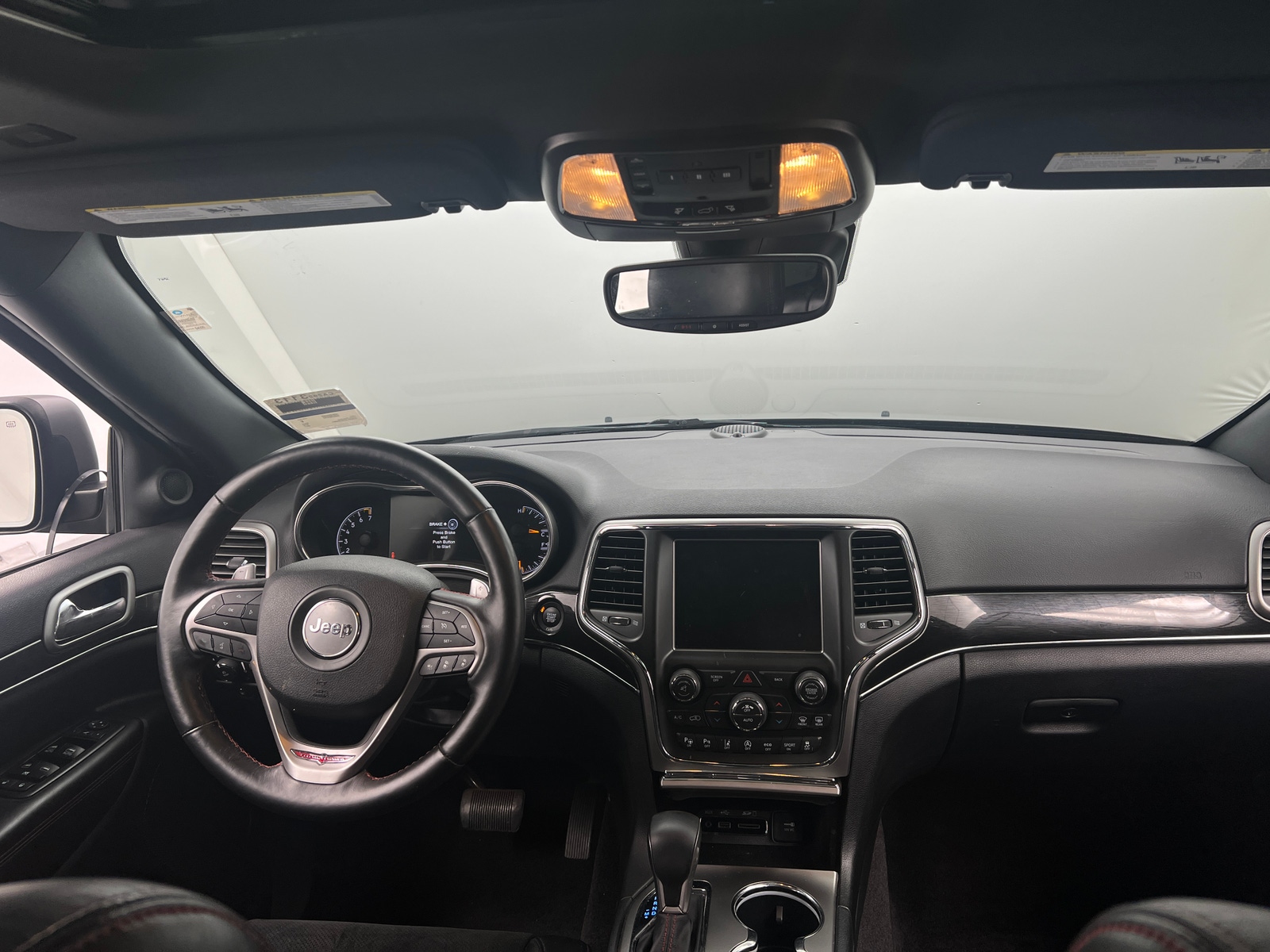 Thumbnail: 2017 Jeep Grand Cherokee - 3