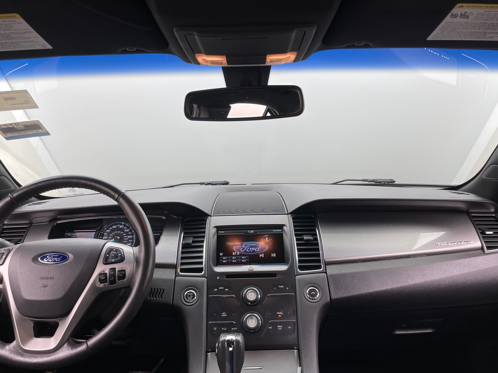 Thumbnail: 2015 Ford Taurus - 3