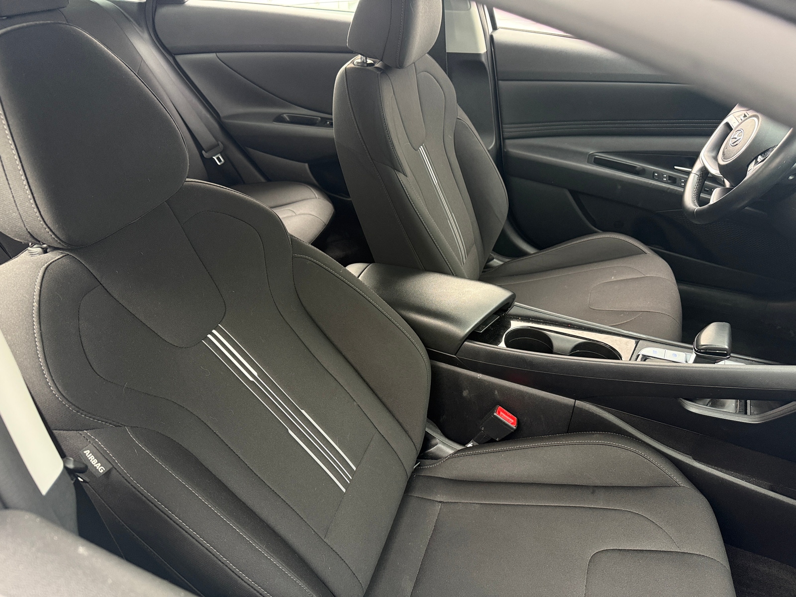 Thumbnail: 2021 Hyundai Elantra - 2