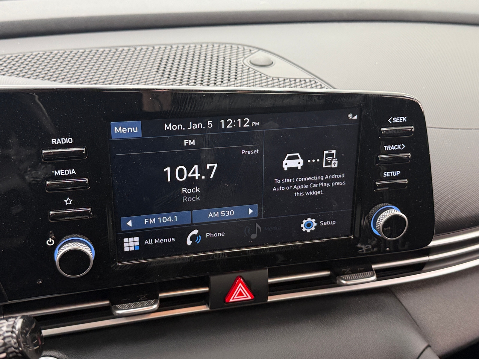 Thumbnail: 2021 Hyundai Elantra - 4