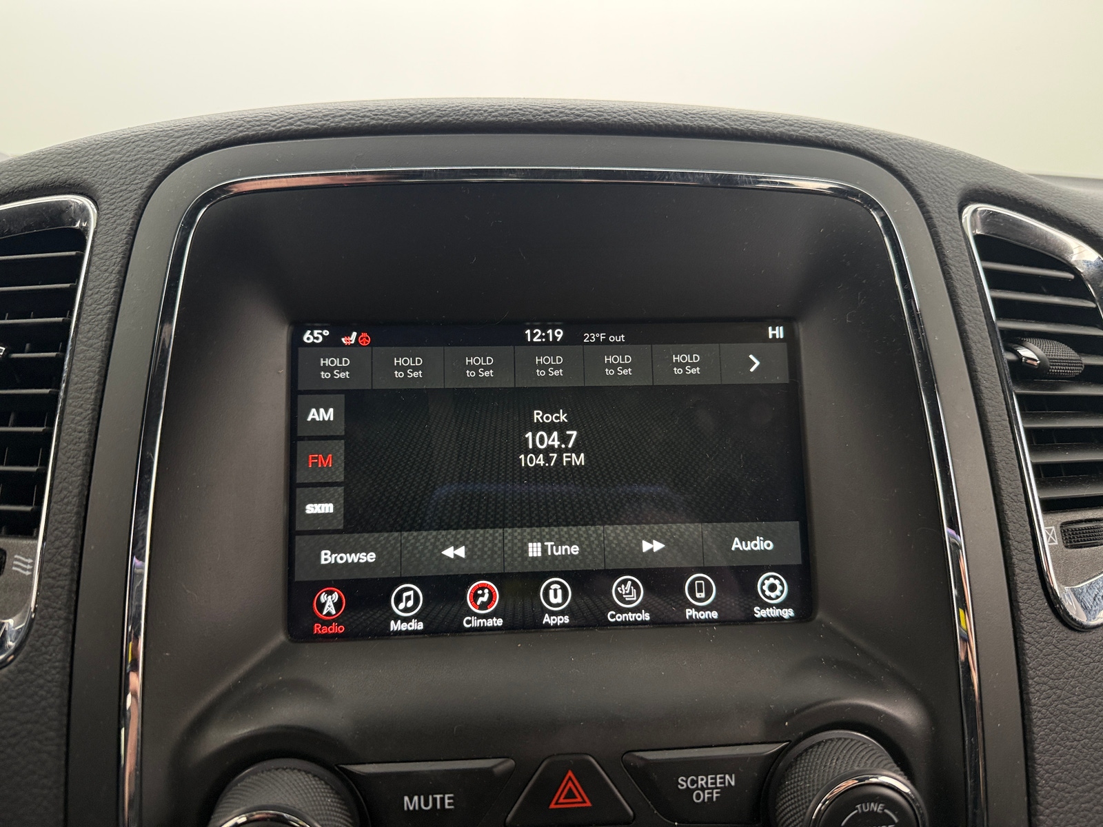 Thumbnail: 2018 Dodge Durango - 4