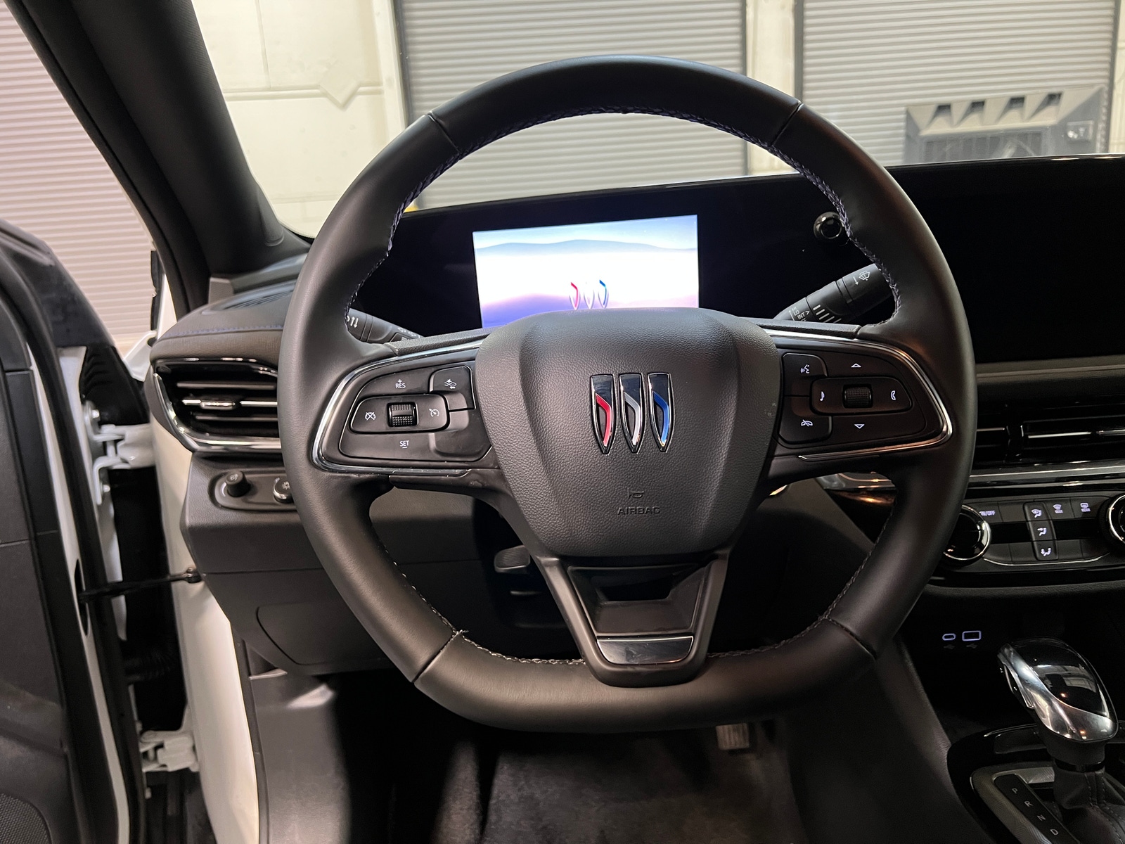 Thumbnail: 2025 Buick Envista - 4