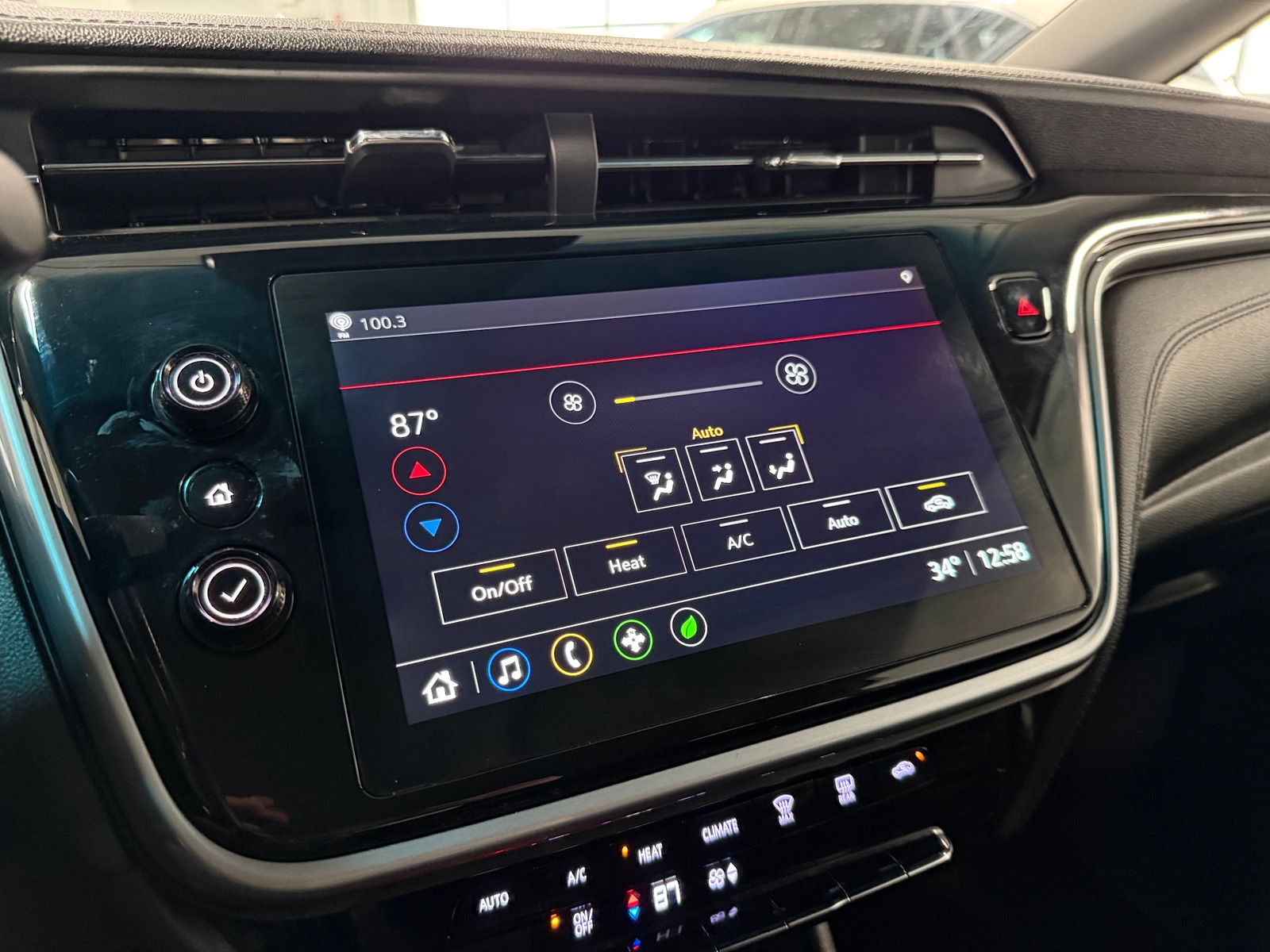 Thumbnail: 2023 Chevrolet Bolt EV - 4