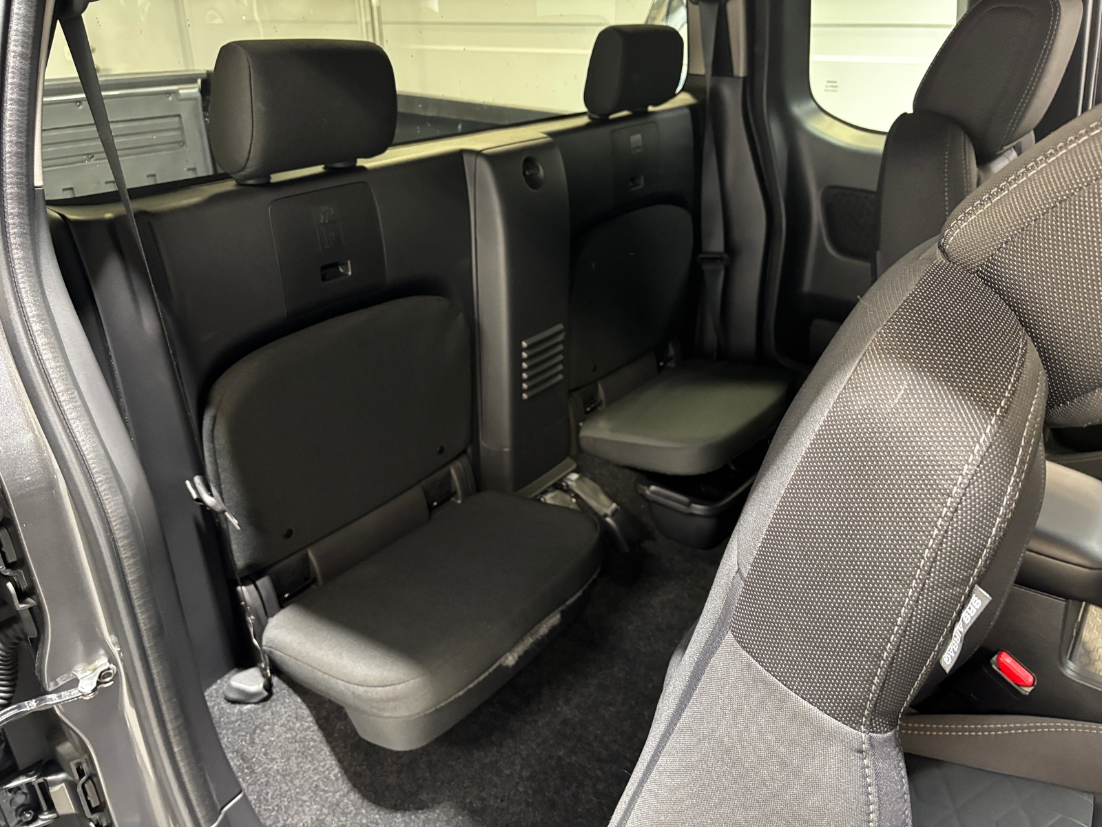 Thumbnail: 2025 Nissan Frontier - 6