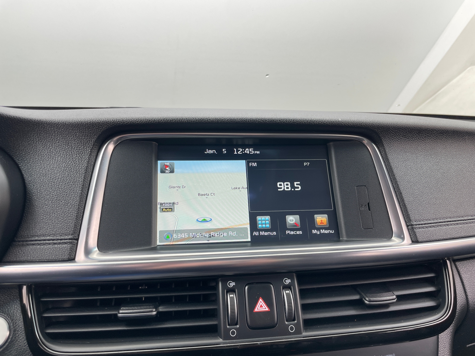 Thumbnail: 2017 Kia Optima - 3