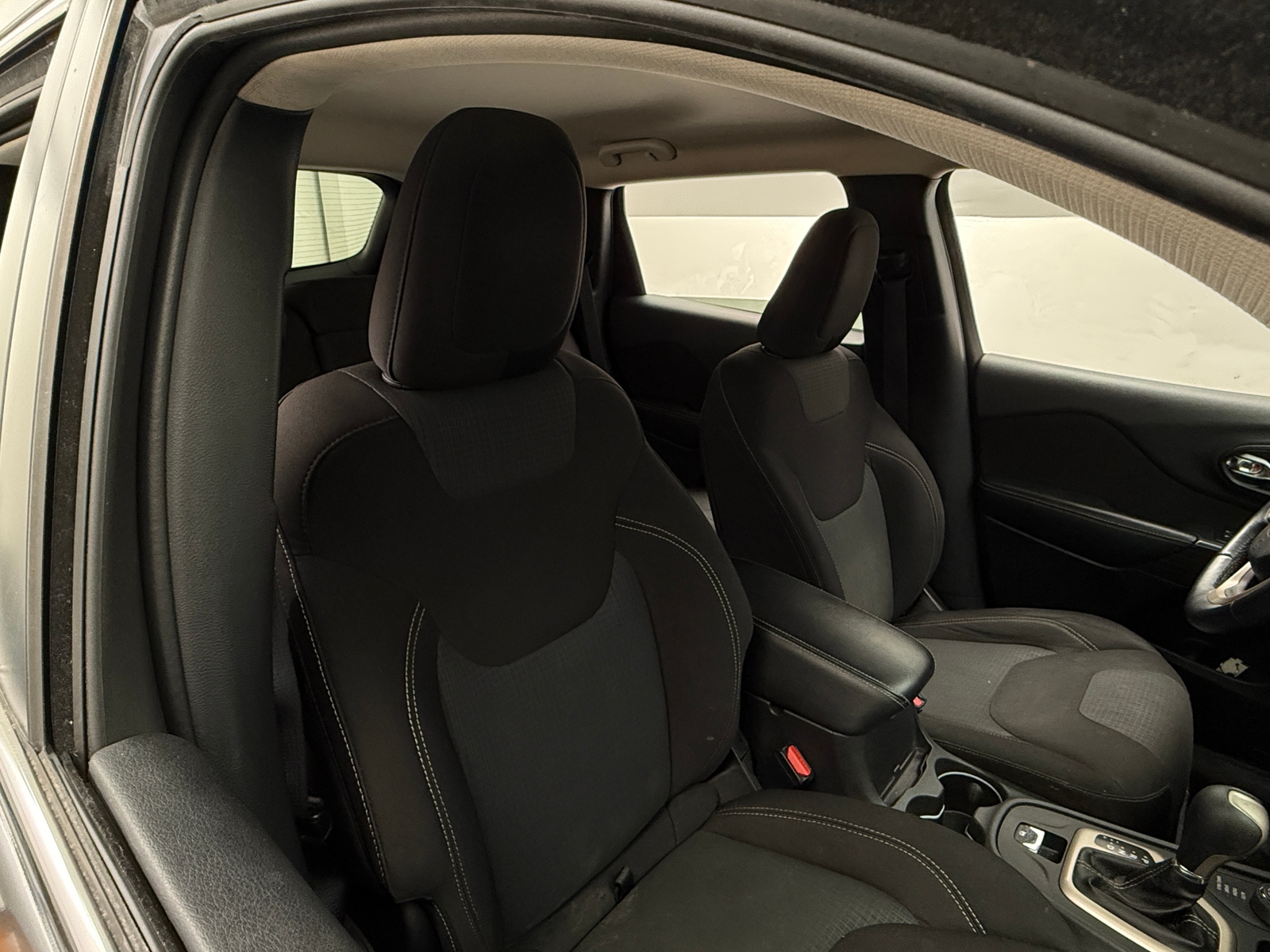 Thumbnail: 2016 Jeep Cherokee - 2