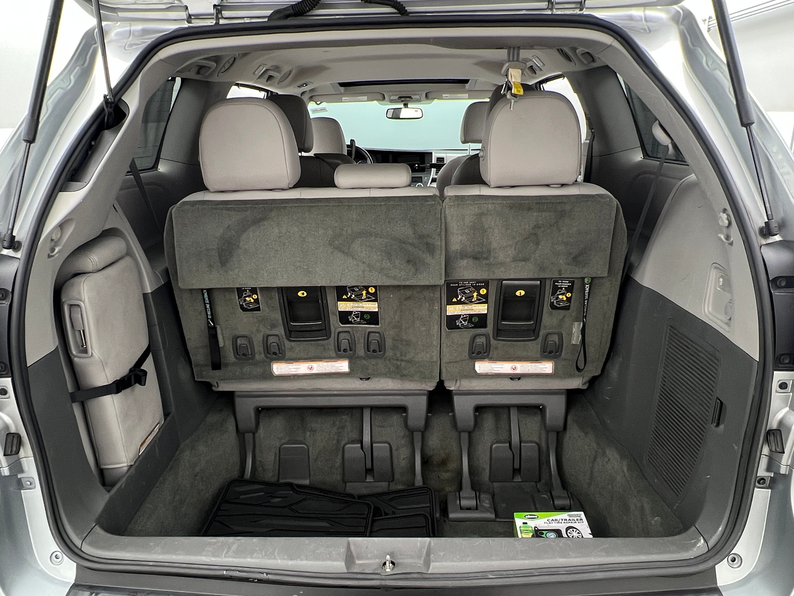 Thumbnail: 2015 Toyota Sienna - 6