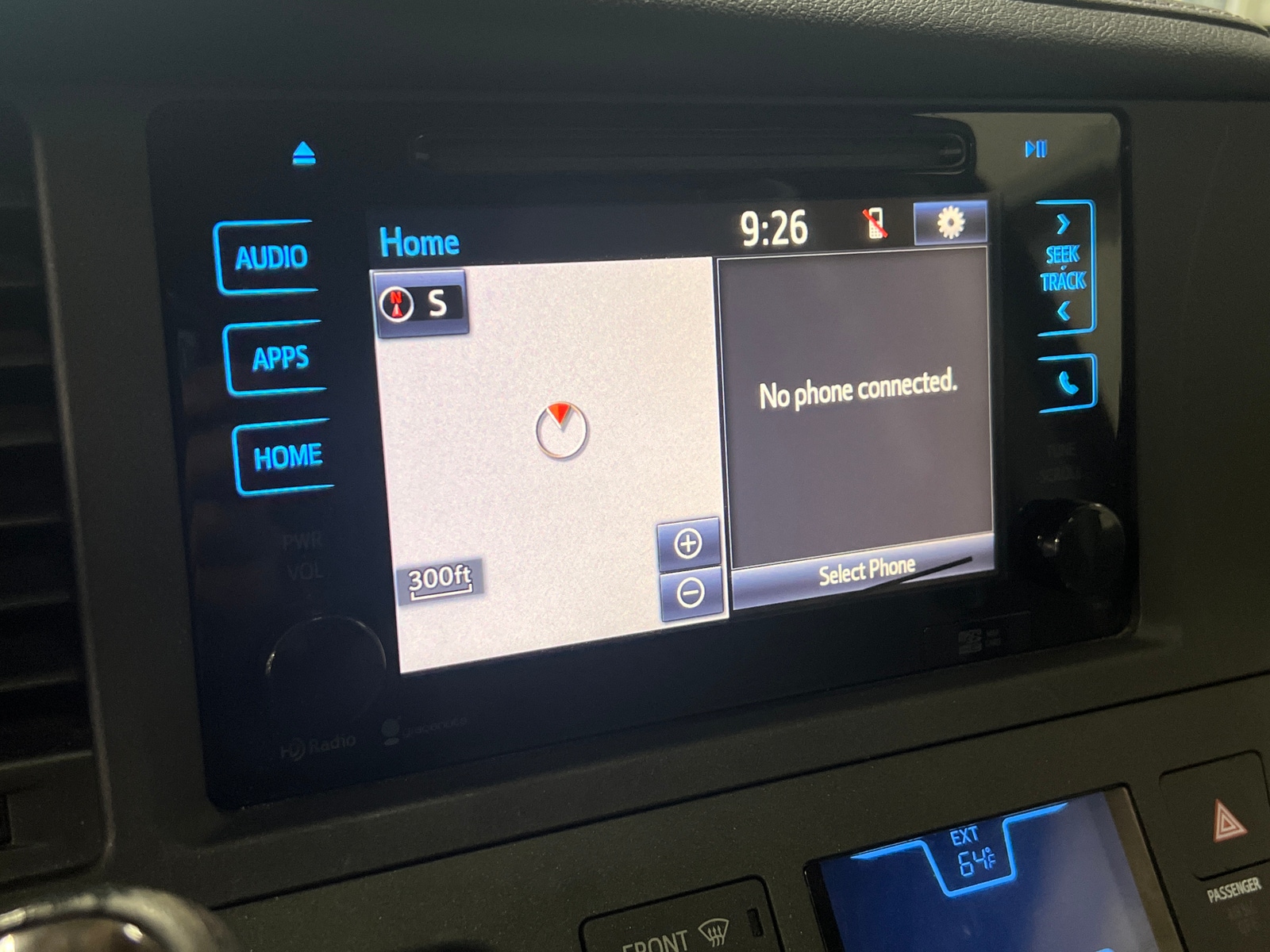 Thumbnail: 2015 Toyota Sienna - 3