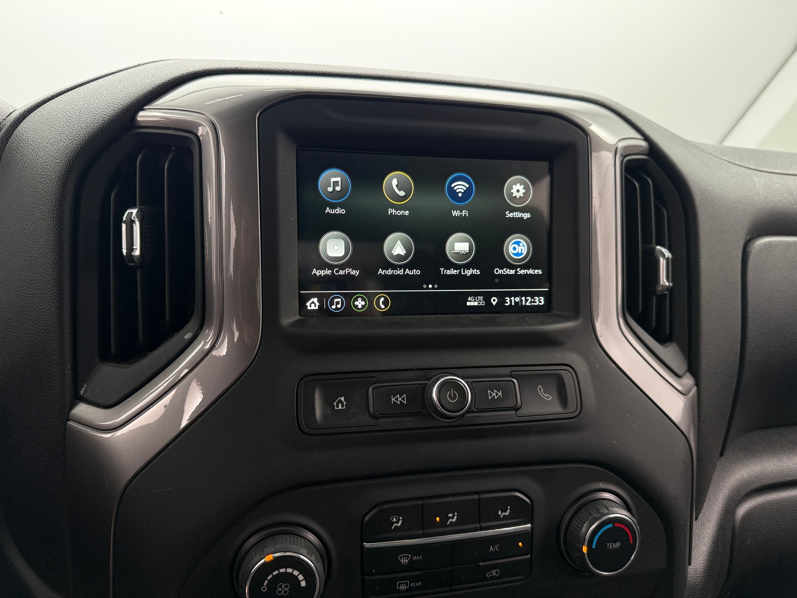 Thumbnail: 2019 Chevrolet Silverado 1500 - 4