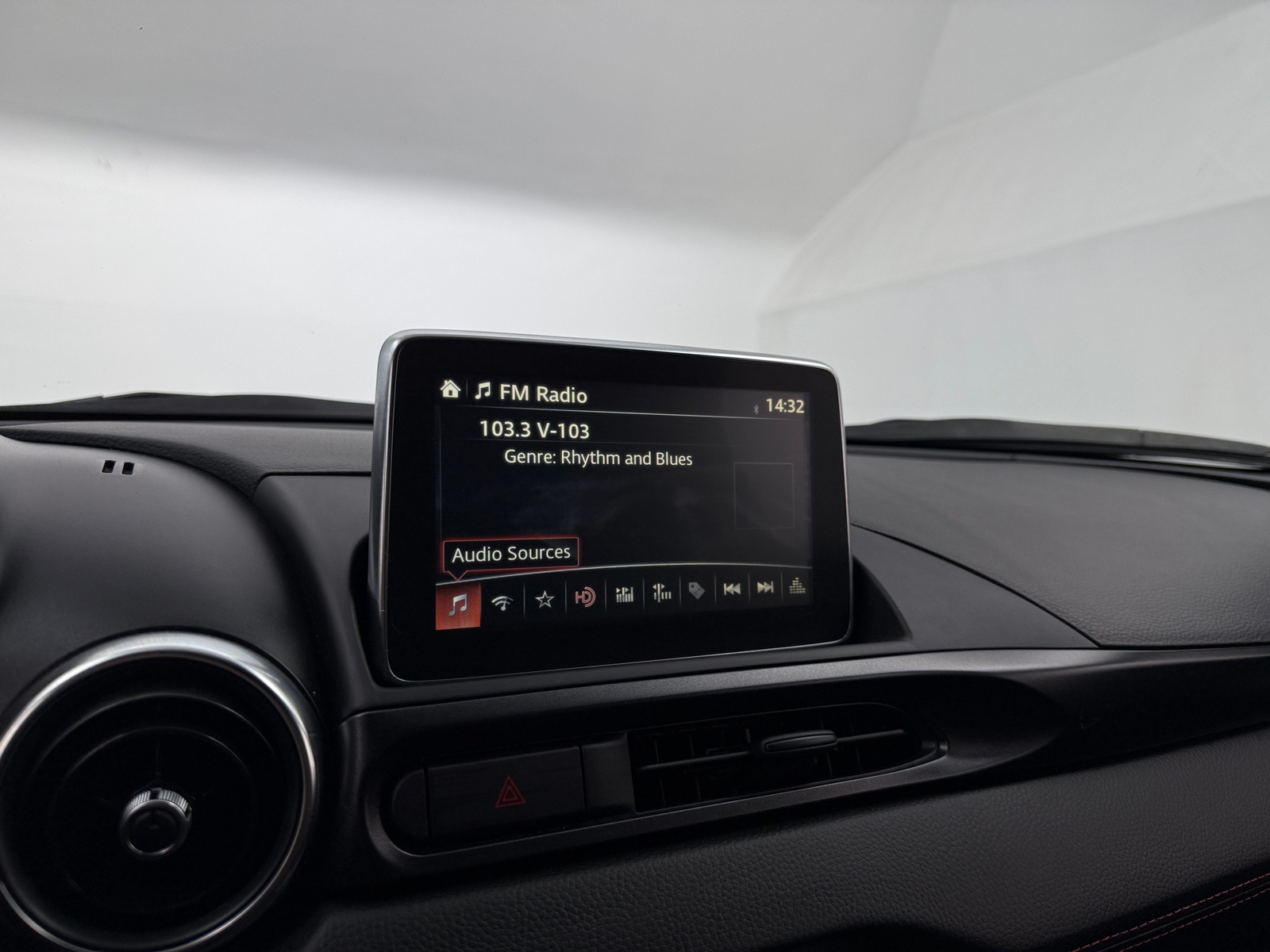 Thumbnail: 2018 Fiat 124 Spider - 3