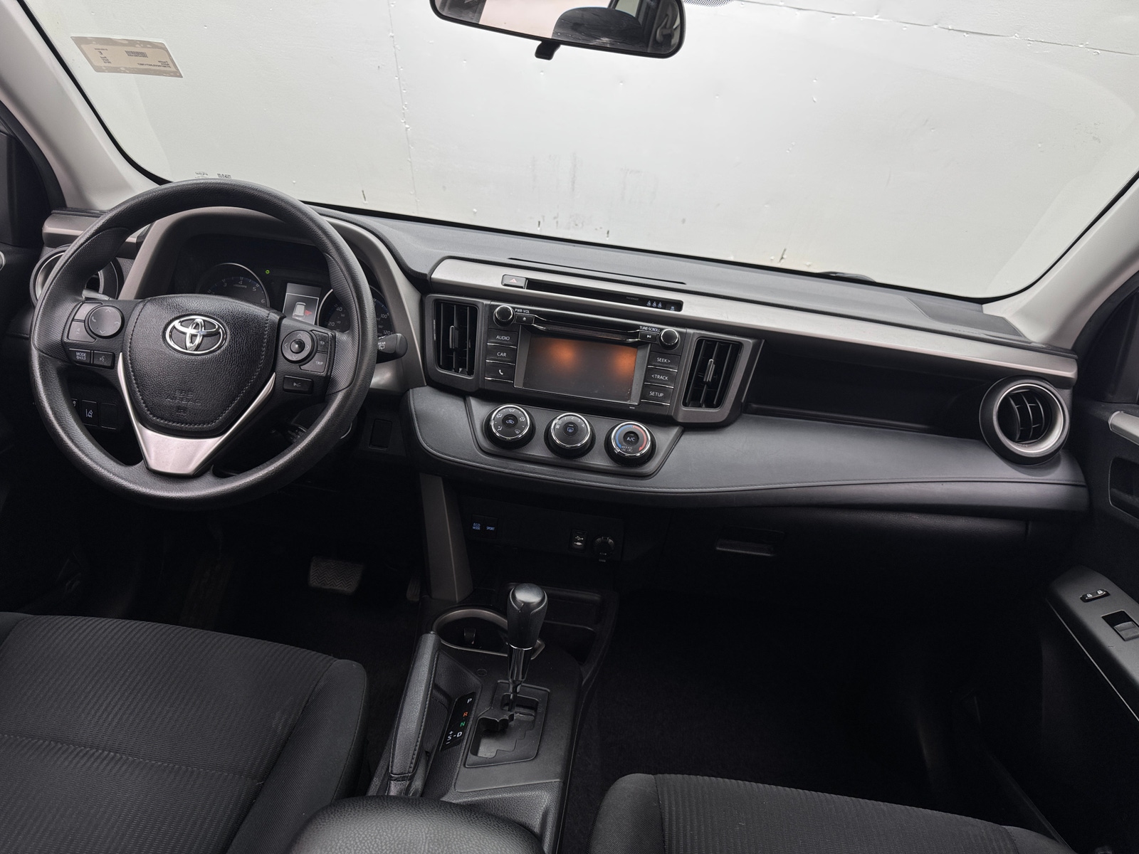 Thumbnail: 2018 Toyota RAV4 - 3