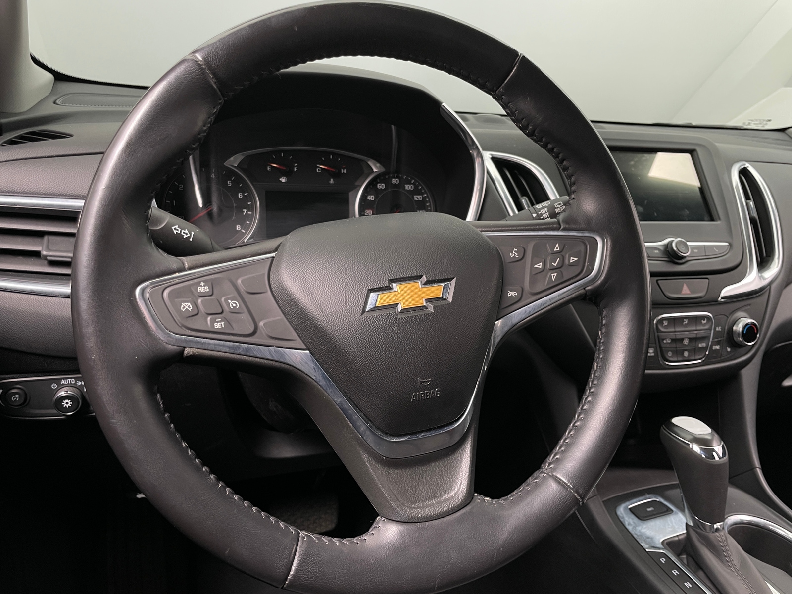 Thumbnail: 2019 Chevrolet Equinox - 5