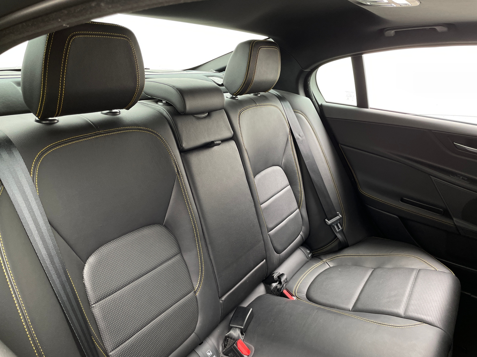 Thumbnail: 2019 Jaguar XE - 5