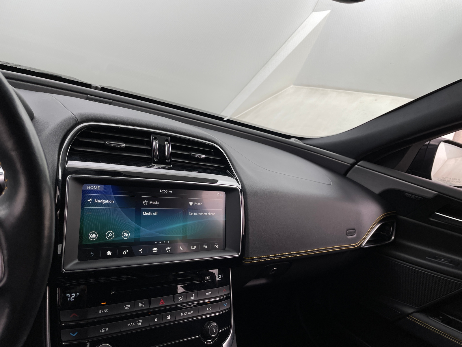 Thumbnail: 2019 Jaguar XE - 3