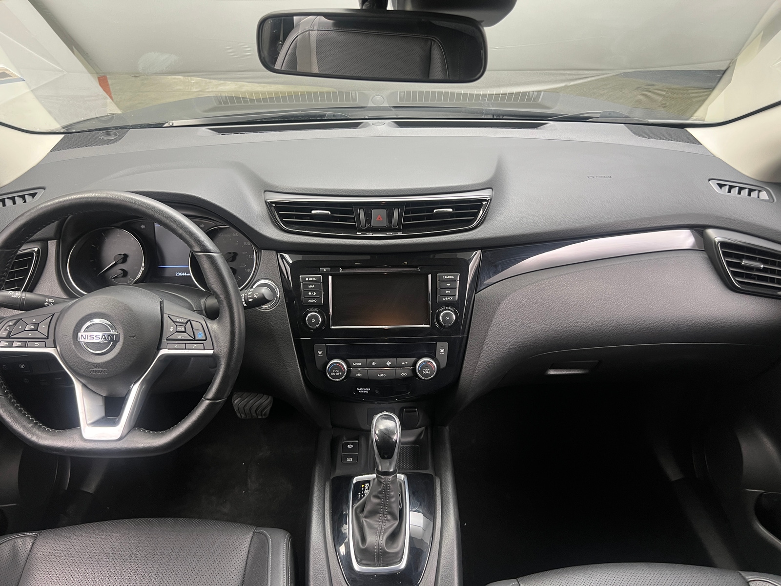 Thumbnail: 2022 Nissan Rogue Sport - 2