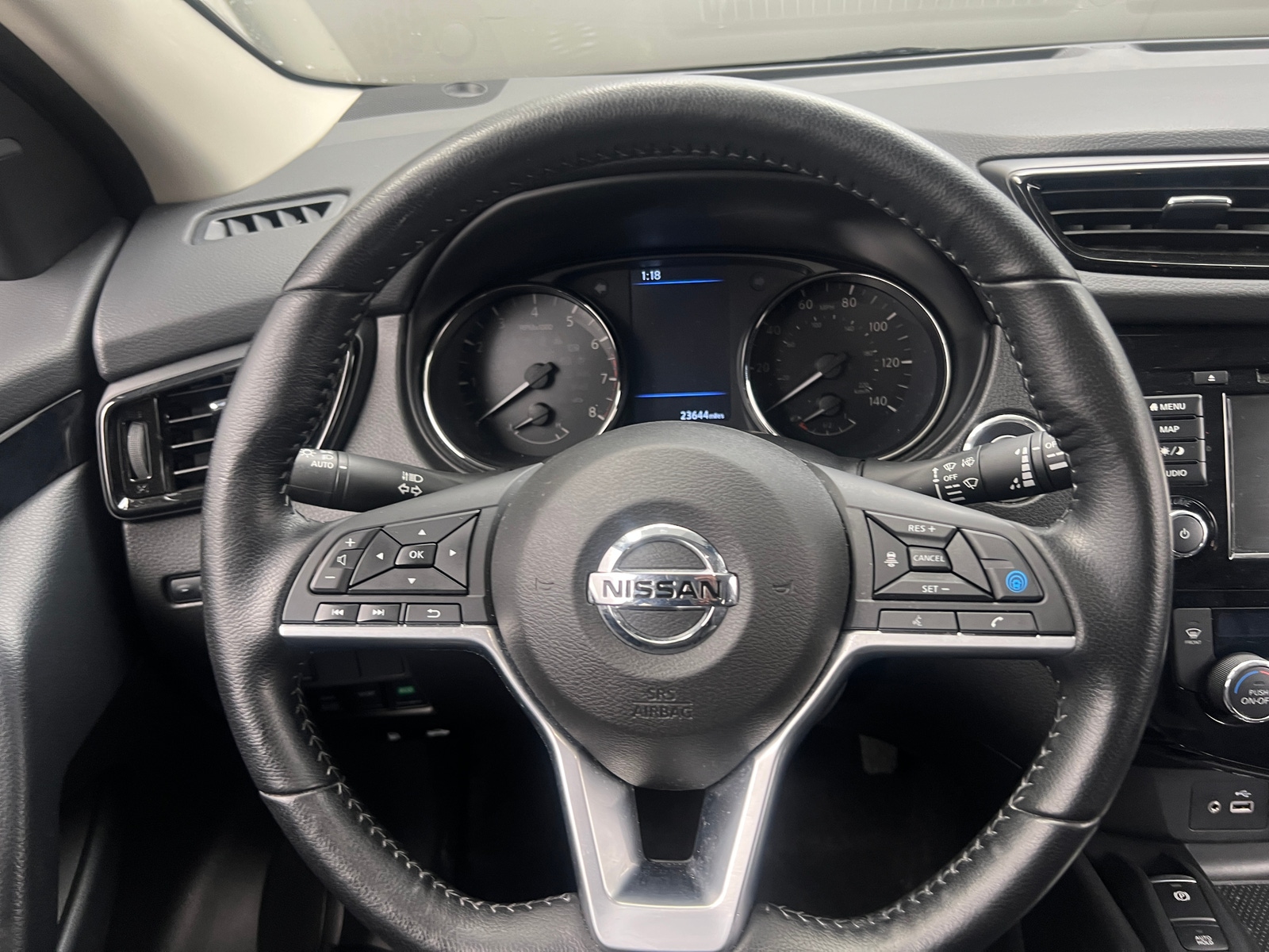 Thumbnail: 2022 Nissan Rogue Sport - 4