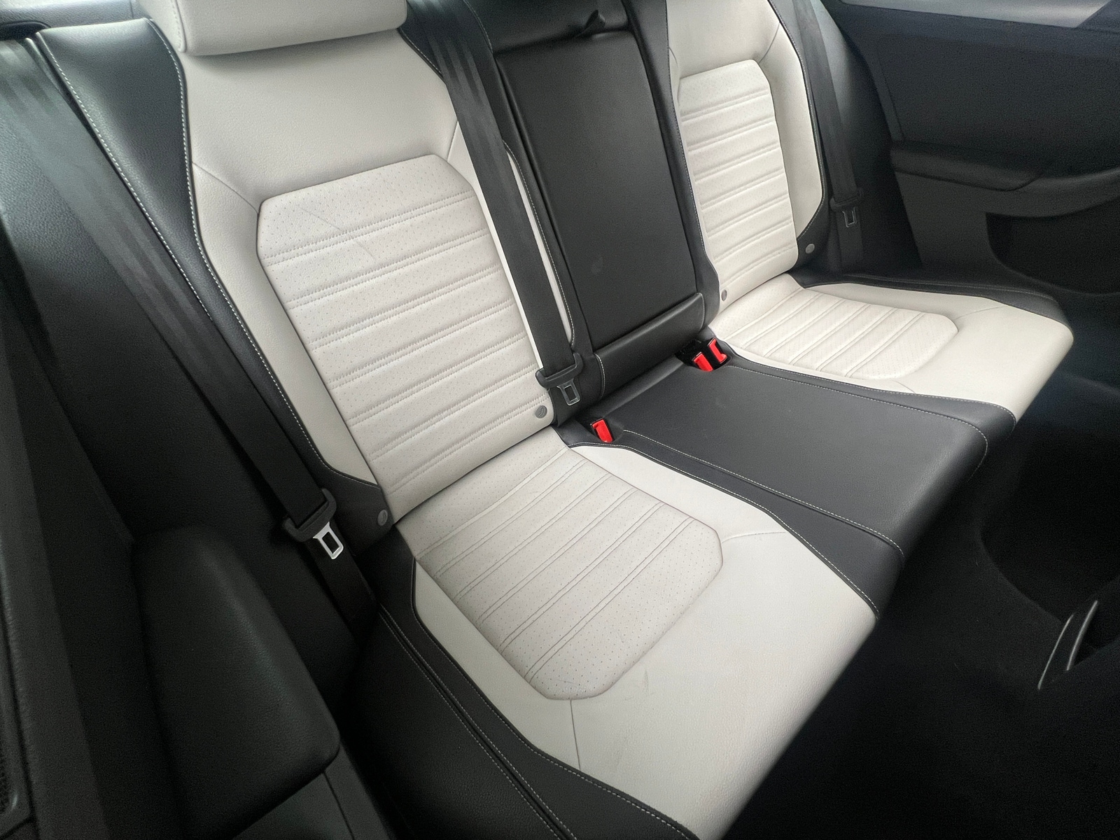 Thumbnail: 2017 Volkswagen Jetta - 5