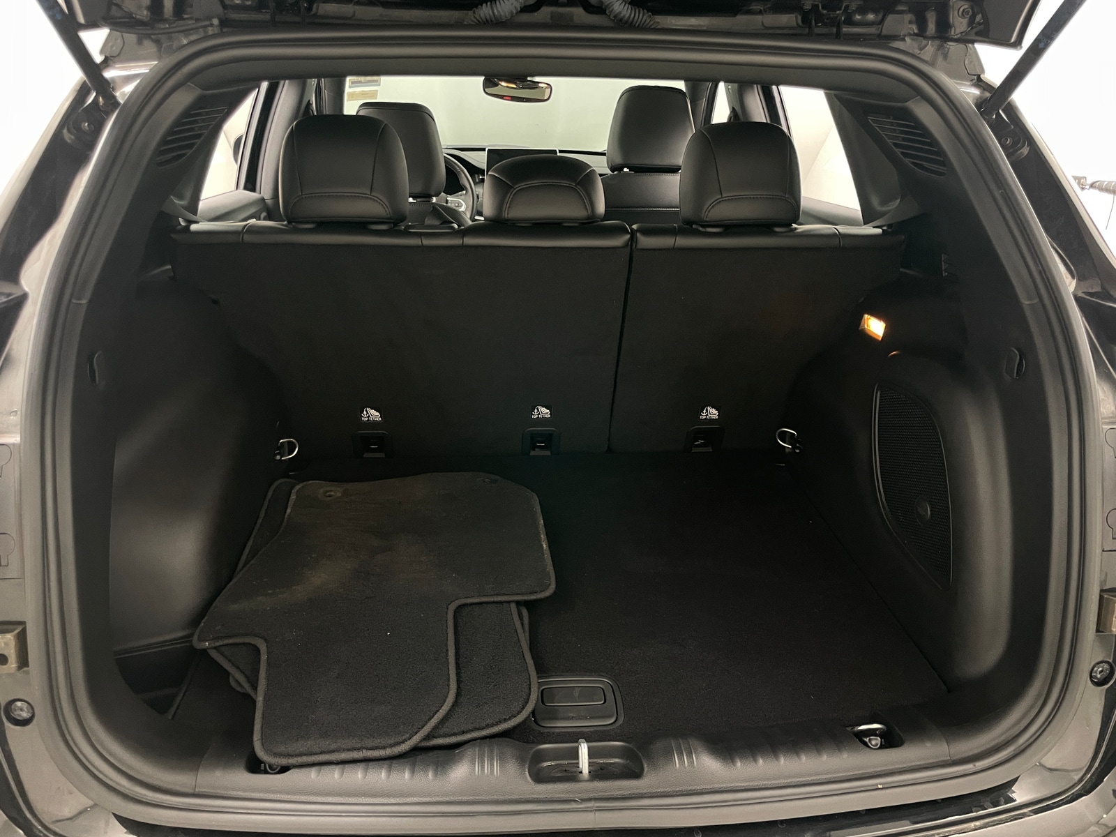 Thumbnail: 2022 Jeep Compass - 6