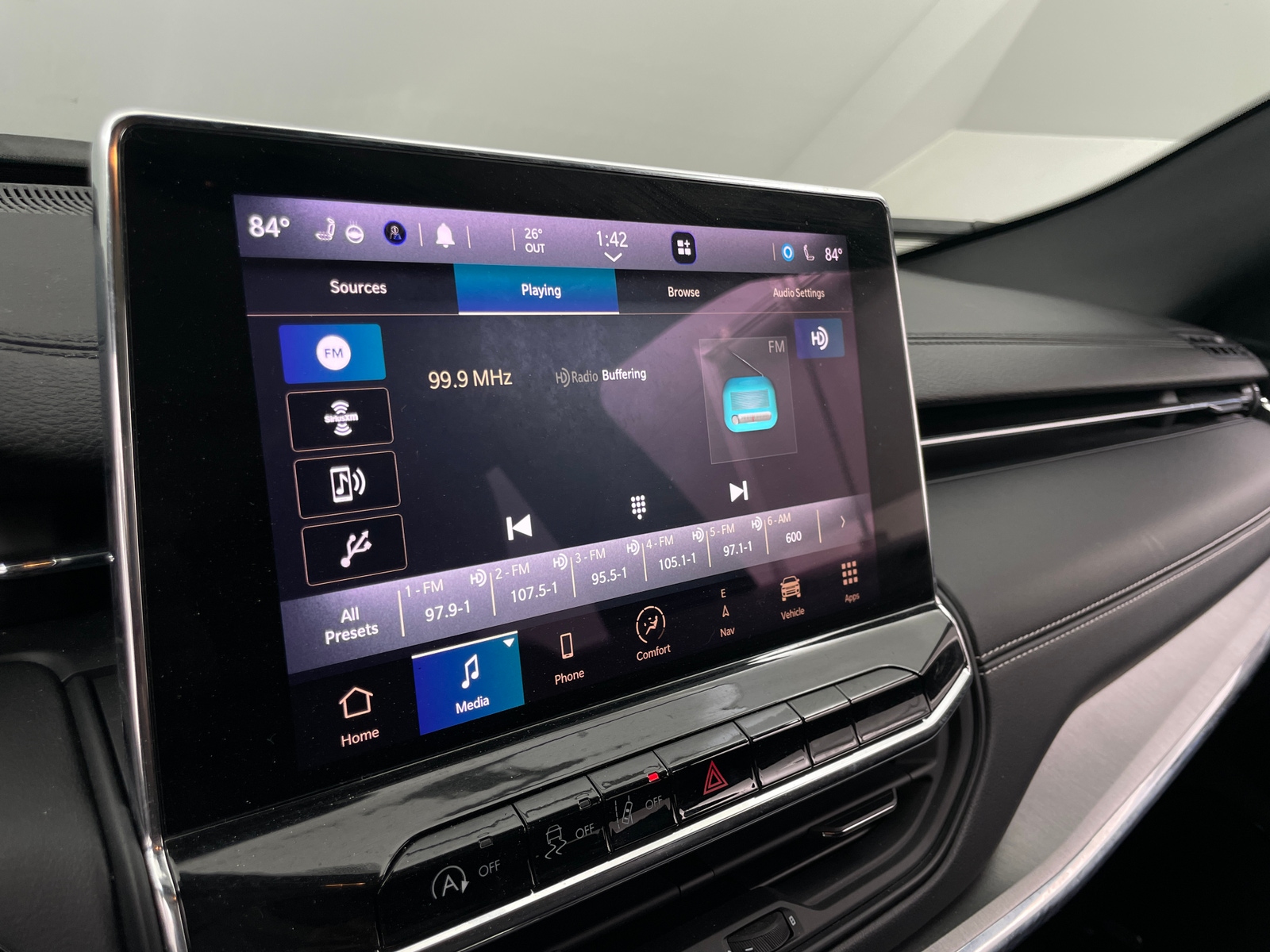 Thumbnail: 2022 Jeep Compass - 3