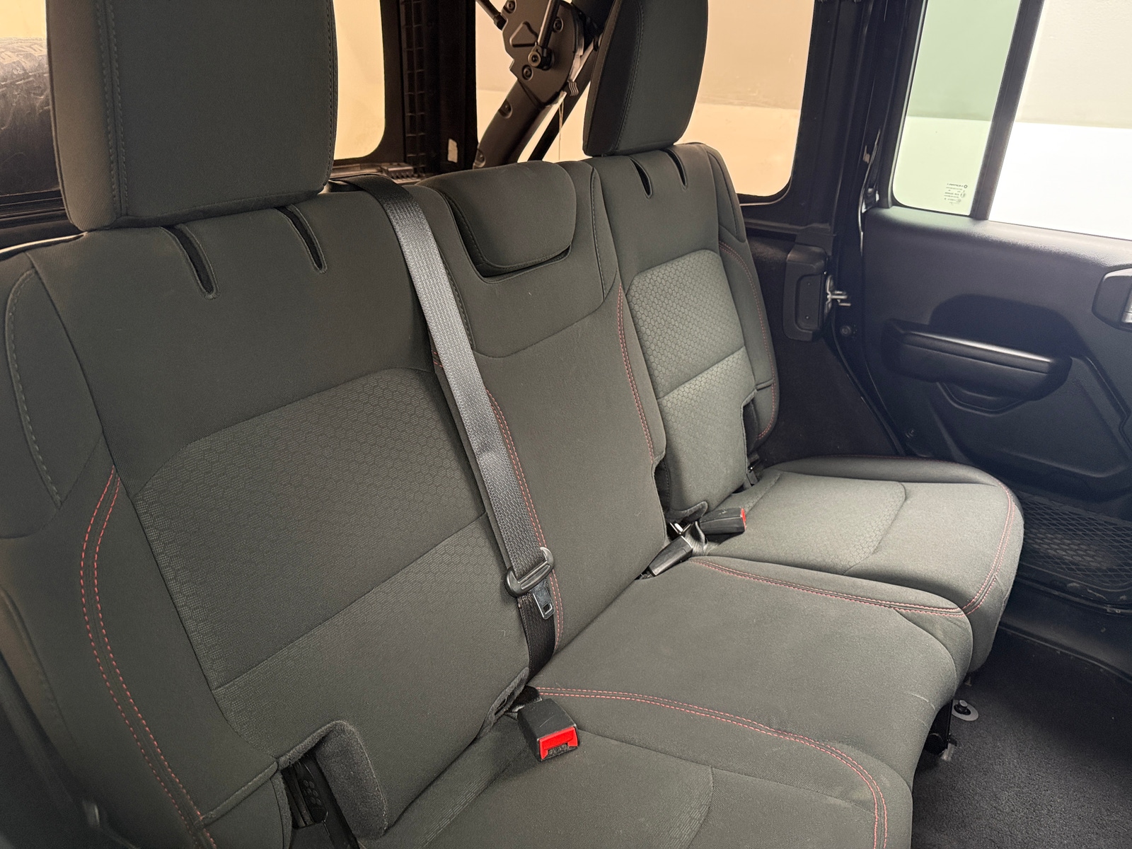 Thumbnail: 2021 Jeep Wrangler - 6