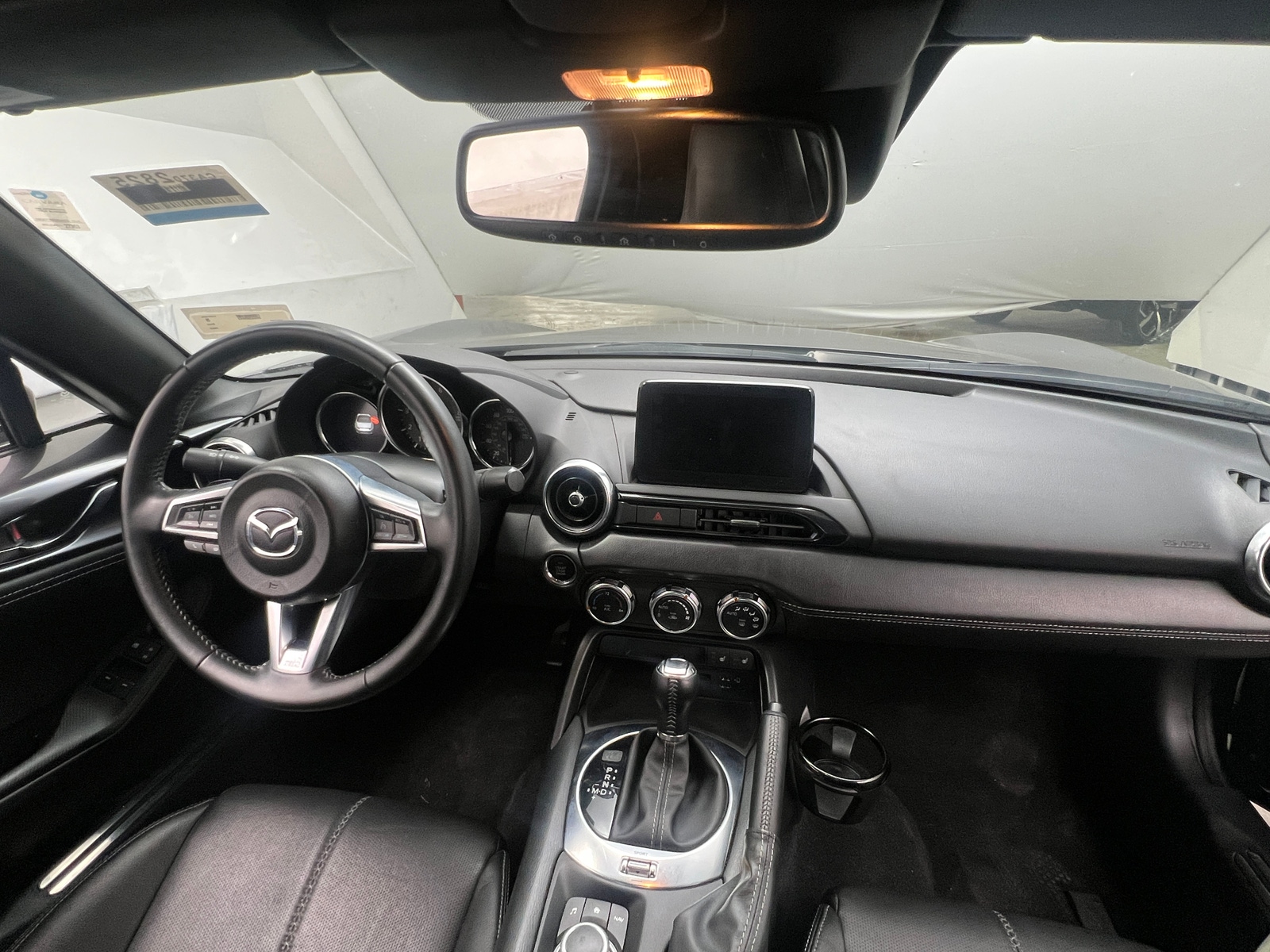 Thumbnail: 2022 Mazda MX-5 Miata - 2