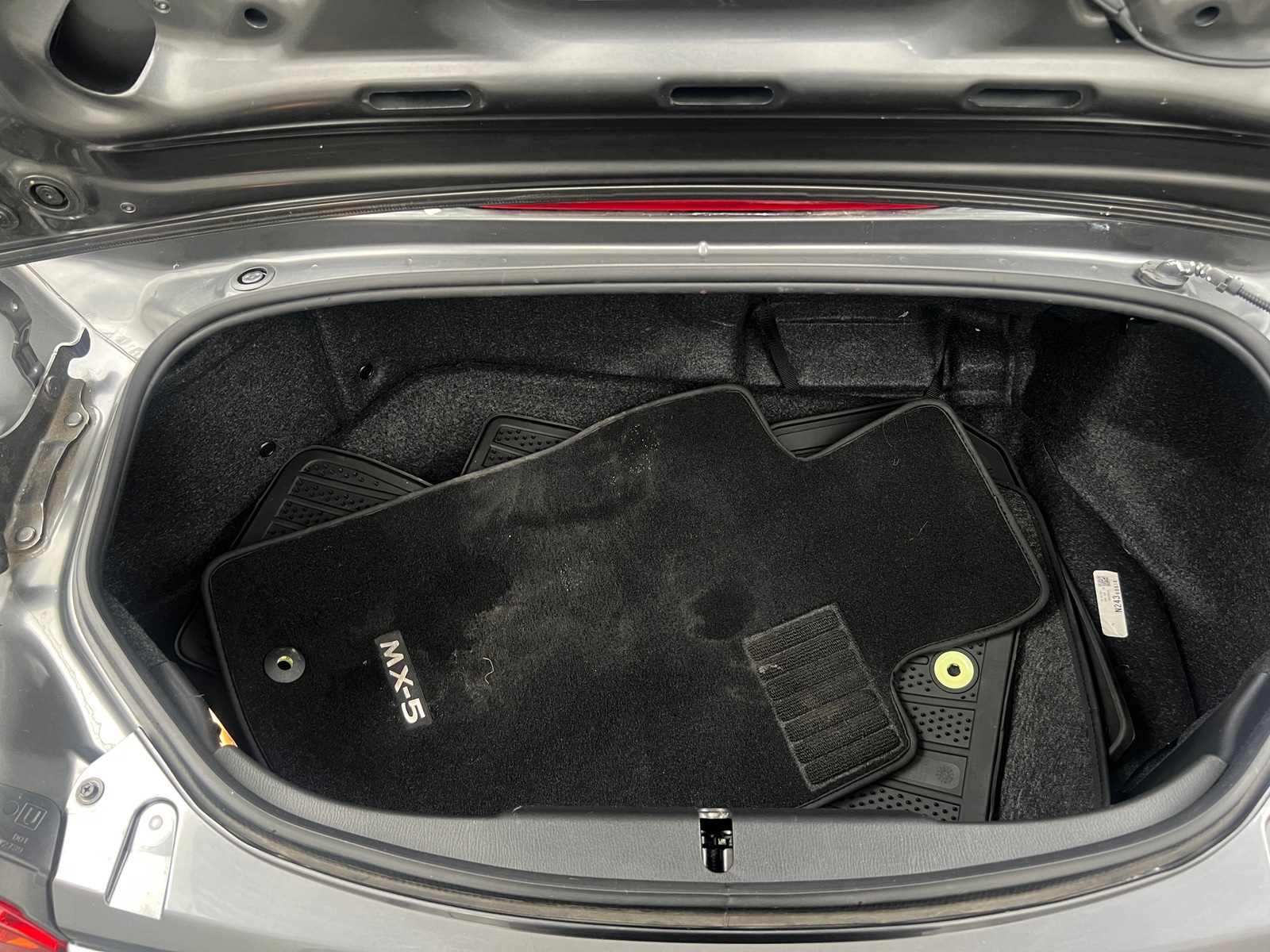 Thumbnail: 2022 Mazda MX-5 Miata - 5