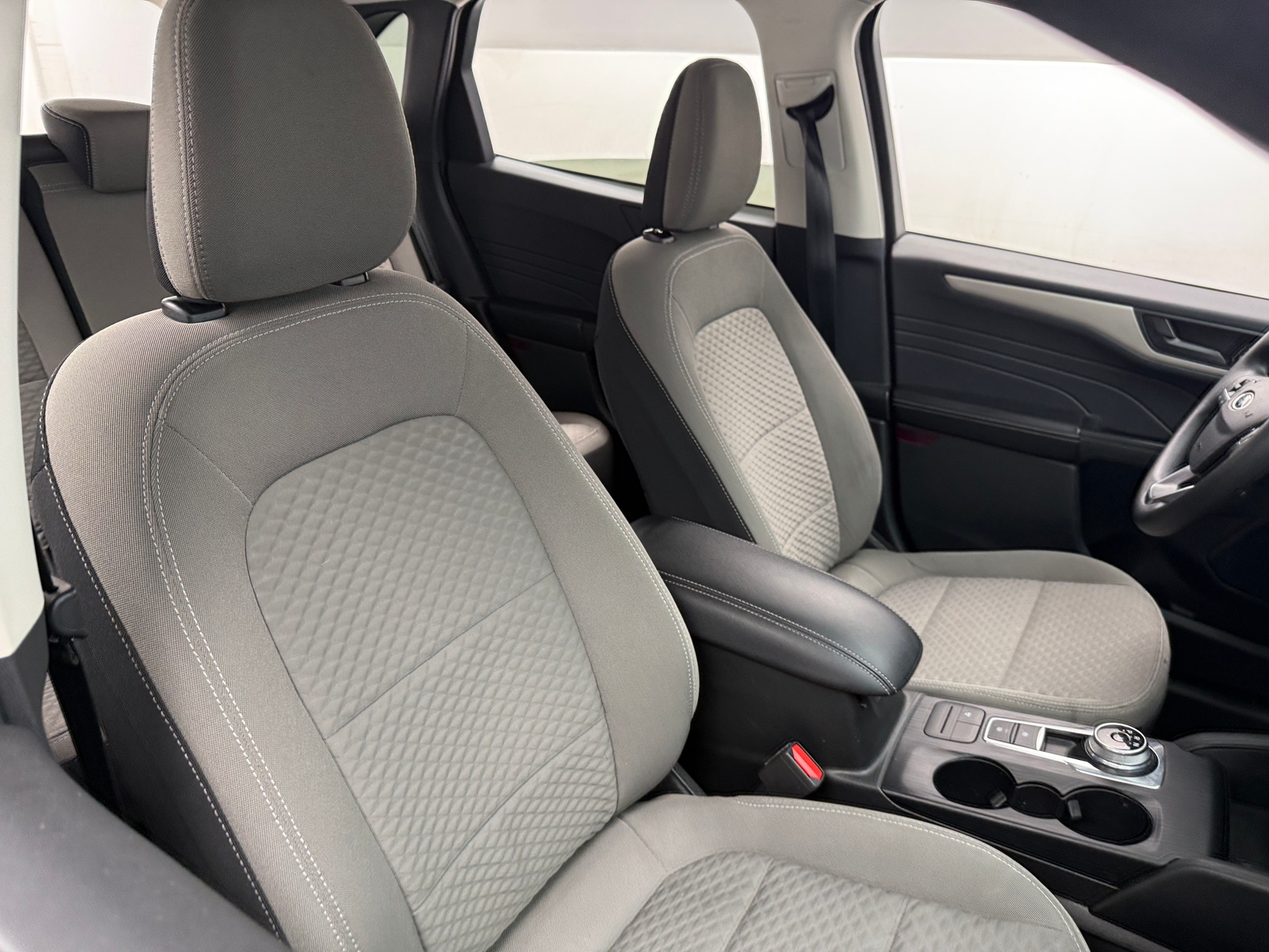 Thumbnail: 2022 Ford Escape - 2