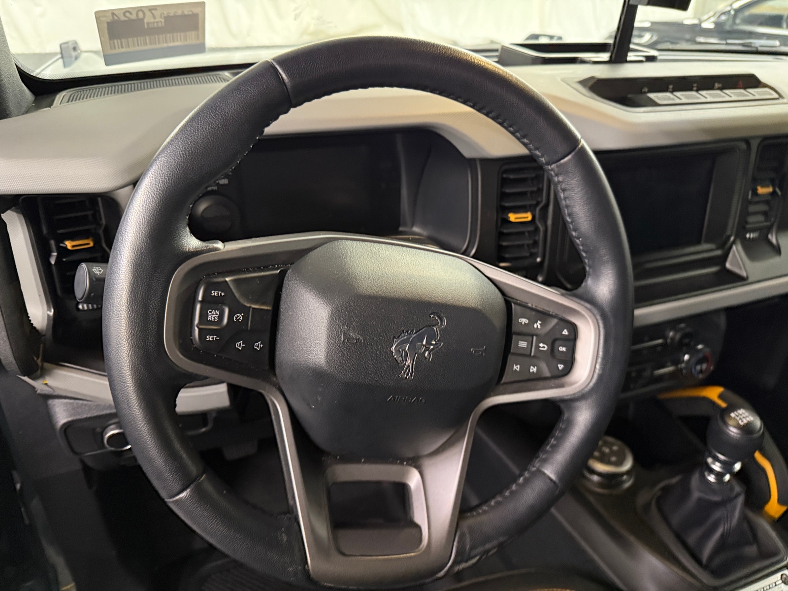 Thumbnail: 2022 Ford Bronco - 4