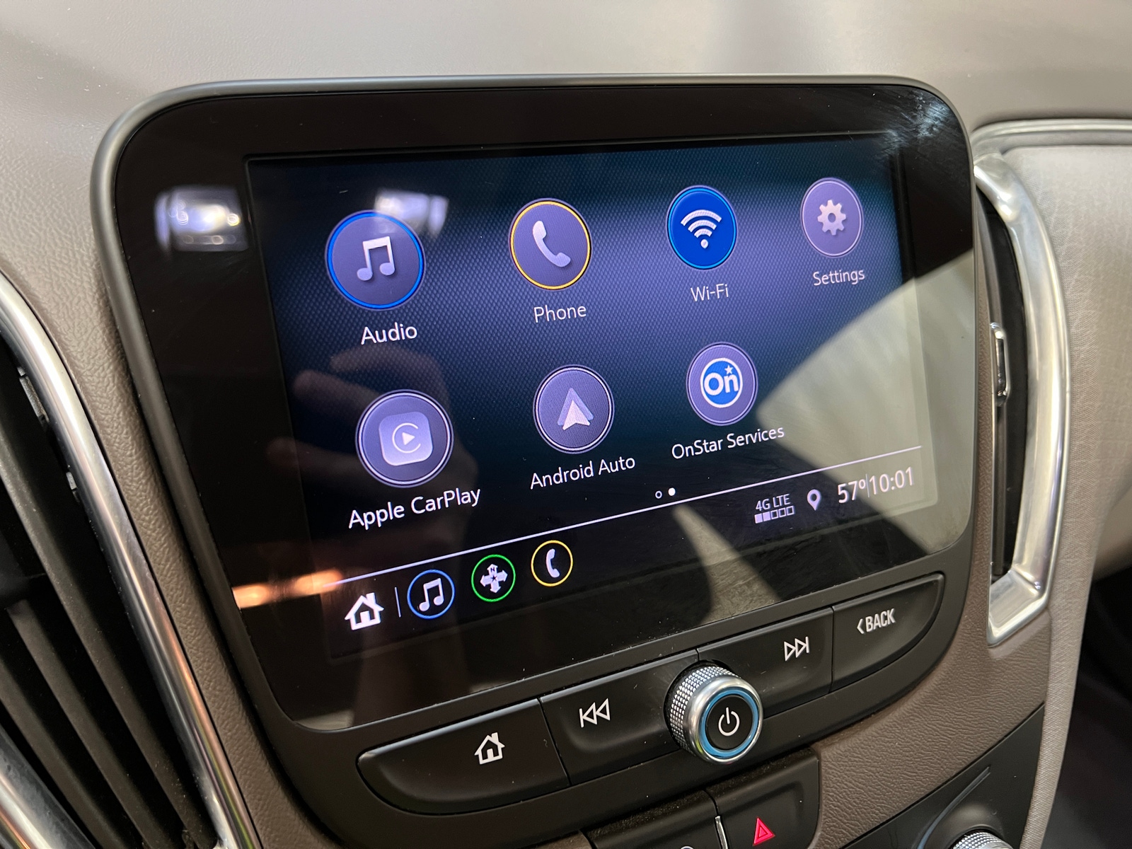 Thumbnail: 2020 Chevrolet Malibu - 4