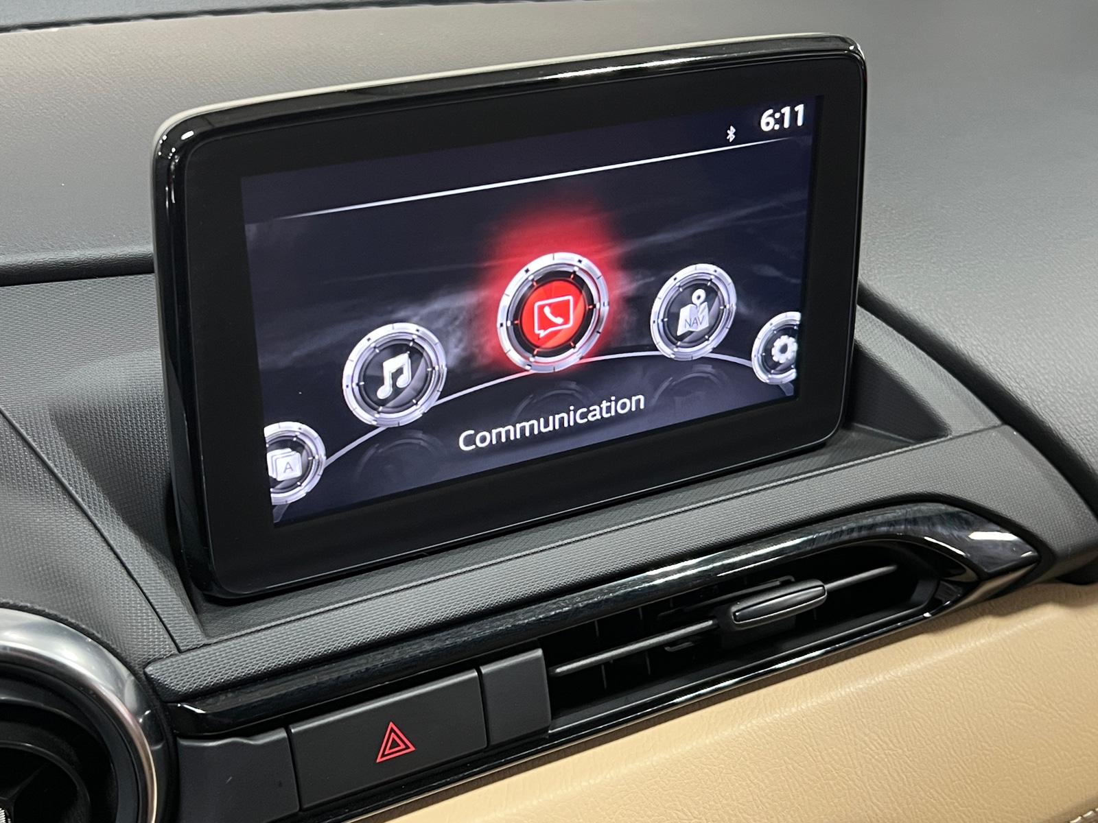 Thumbnail: 2019 Mazda MX-5 Miata - 3