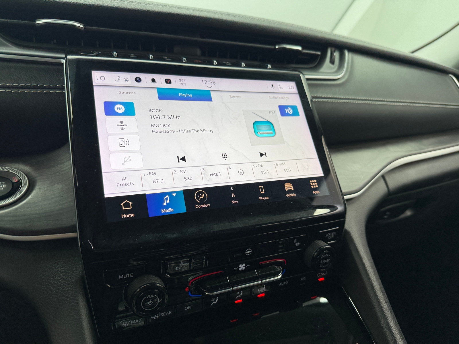 Thumbnail: 2022 Jeep Grand Cherokee L - 3