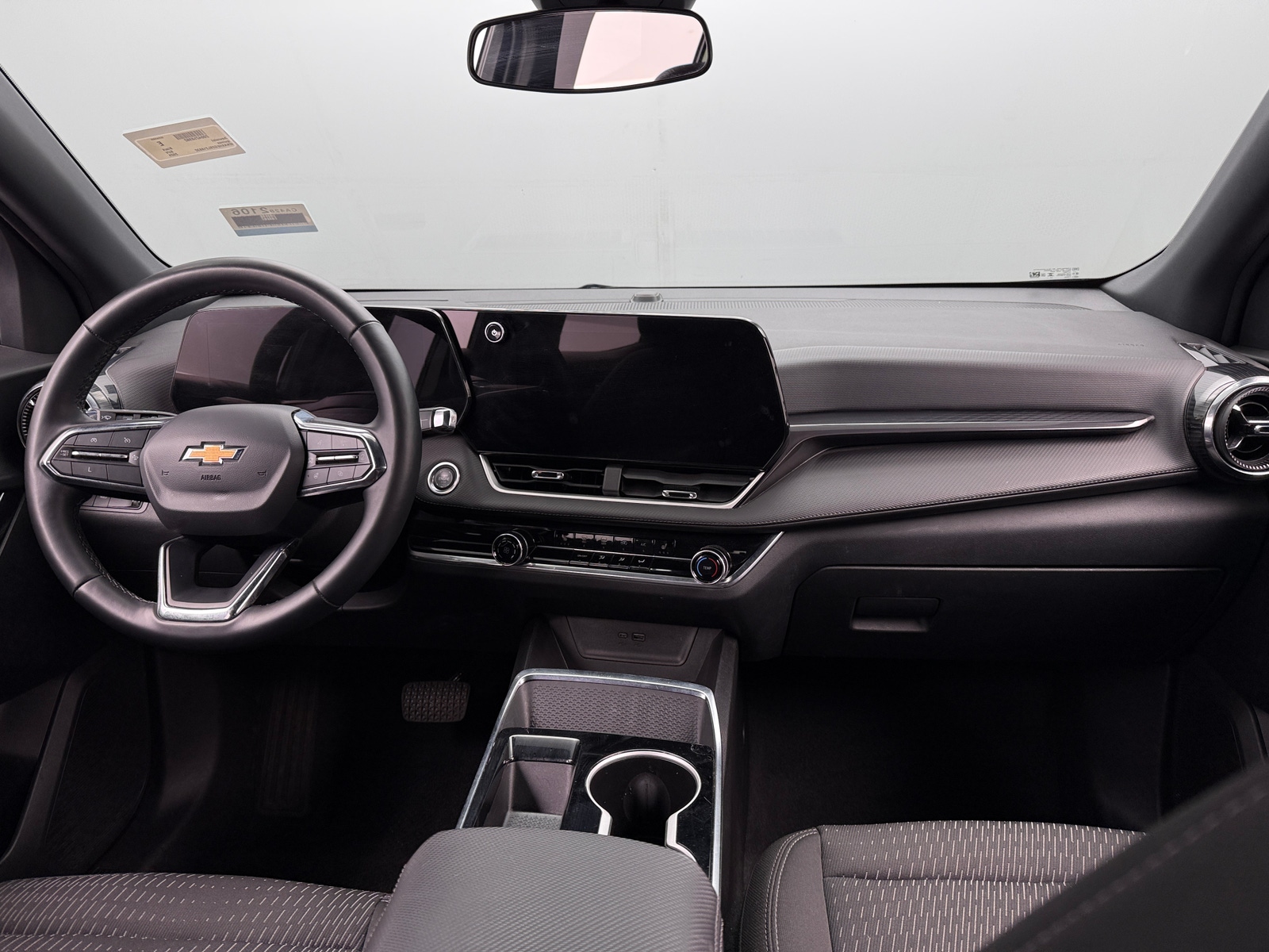 Thumbnail: 2025 Chevrolet Equinox - 3