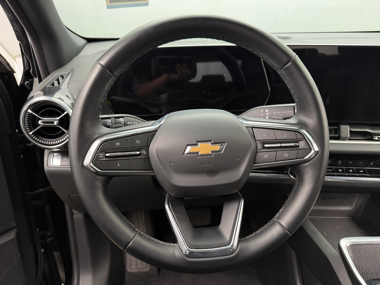 Thumbnail: 2025 Chevrolet Equinox - 5