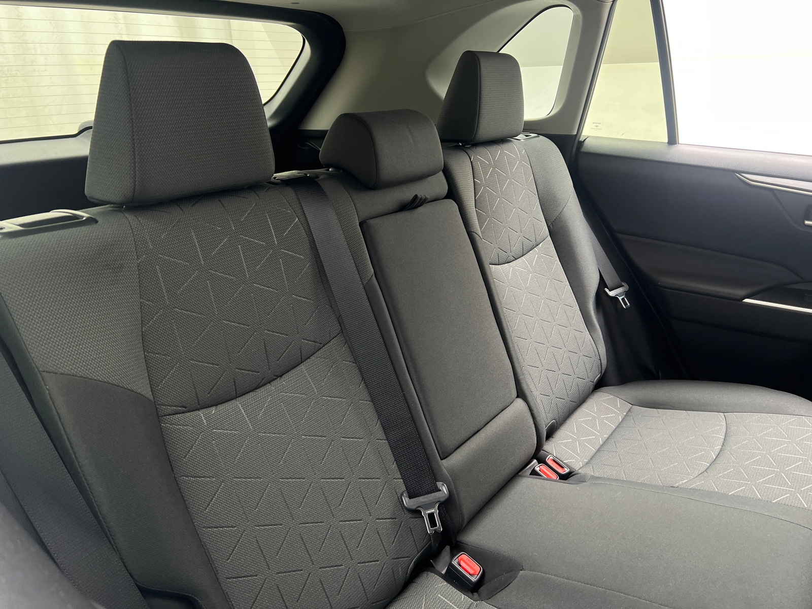 Thumbnail: 2020 Toyota RAV4 - 6