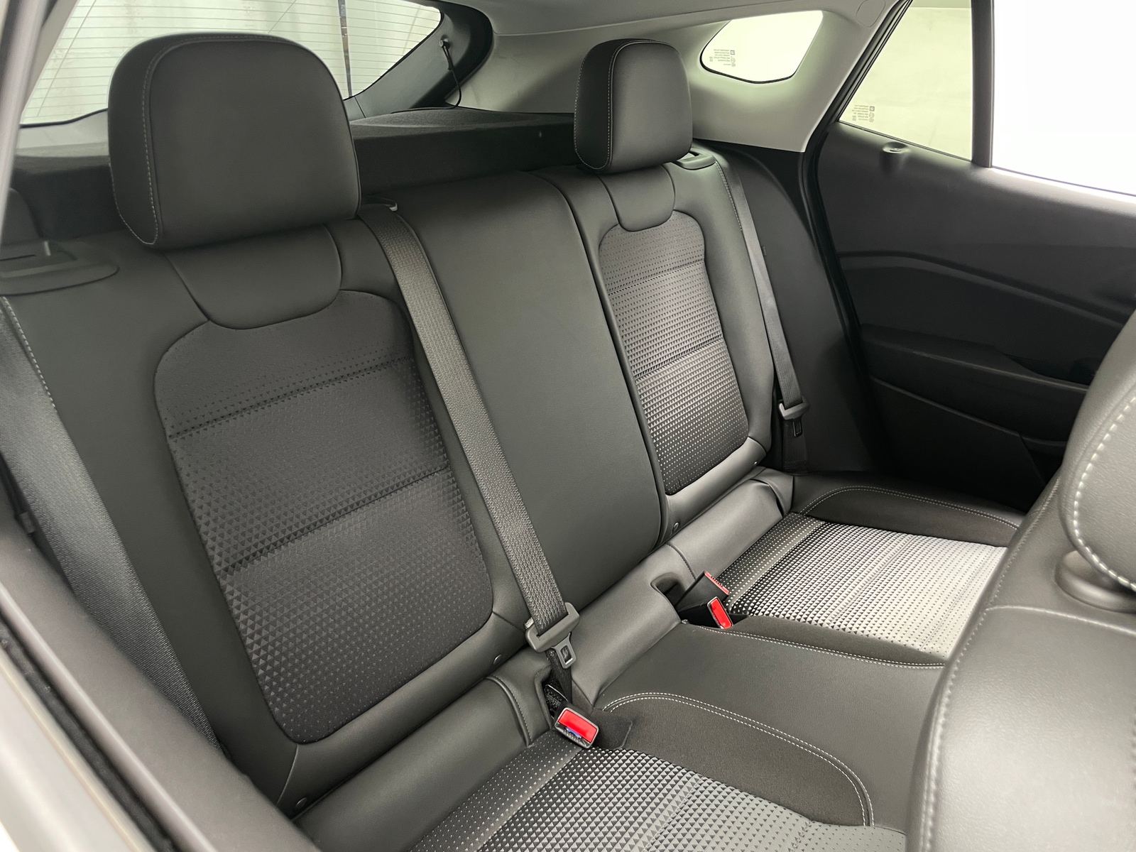 Thumbnail: 2025 Chevrolet Trax - 6