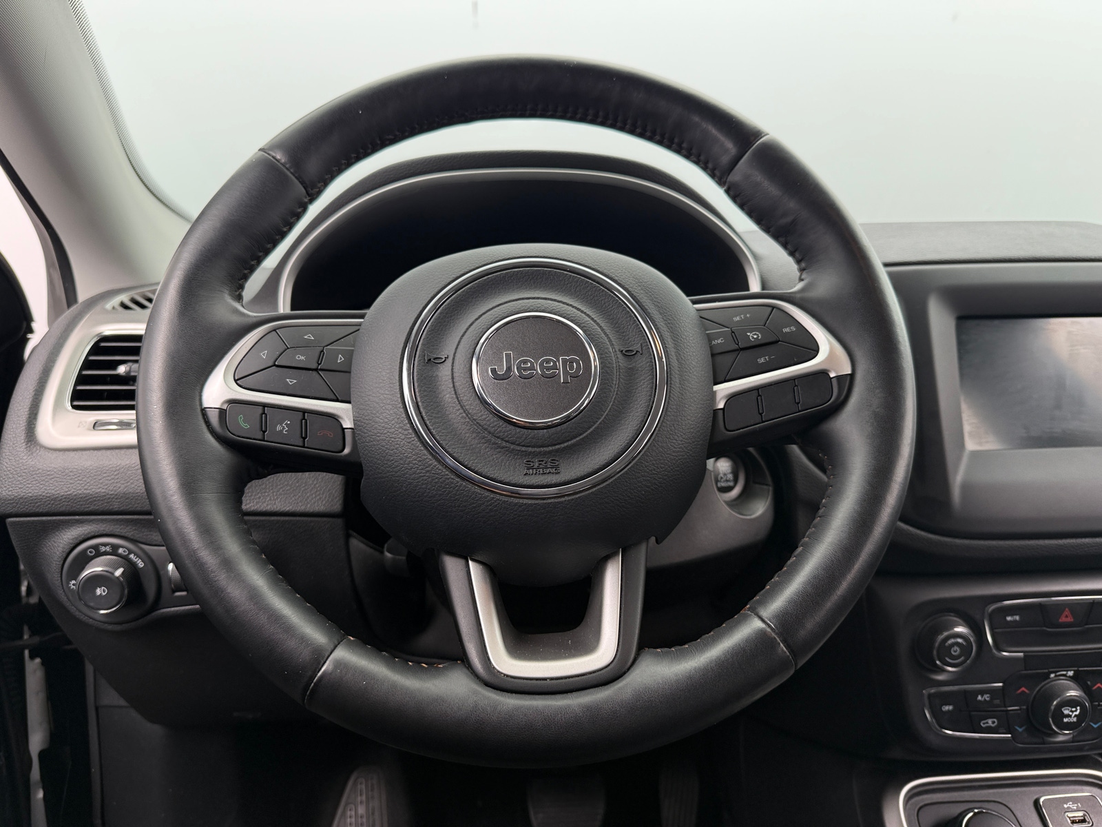 Thumbnail: 2019 Jeep Compass - 5