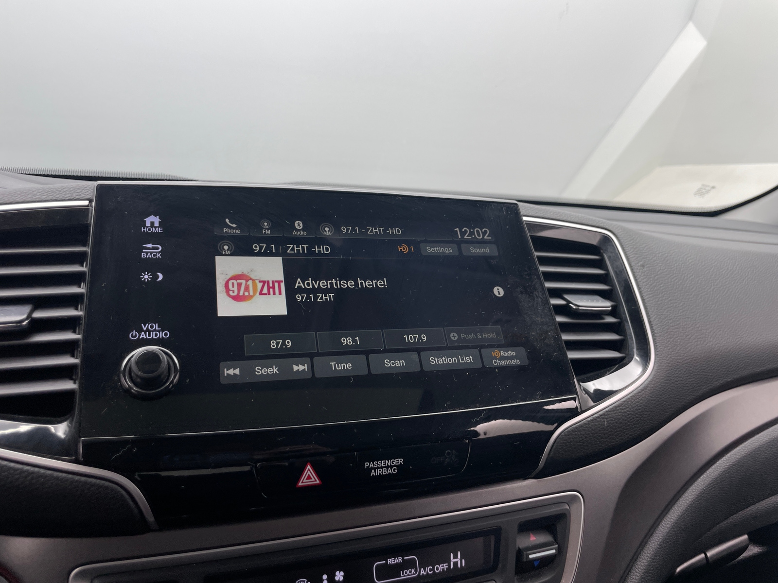 Thumbnail: 2021 Honda Pilot - 3